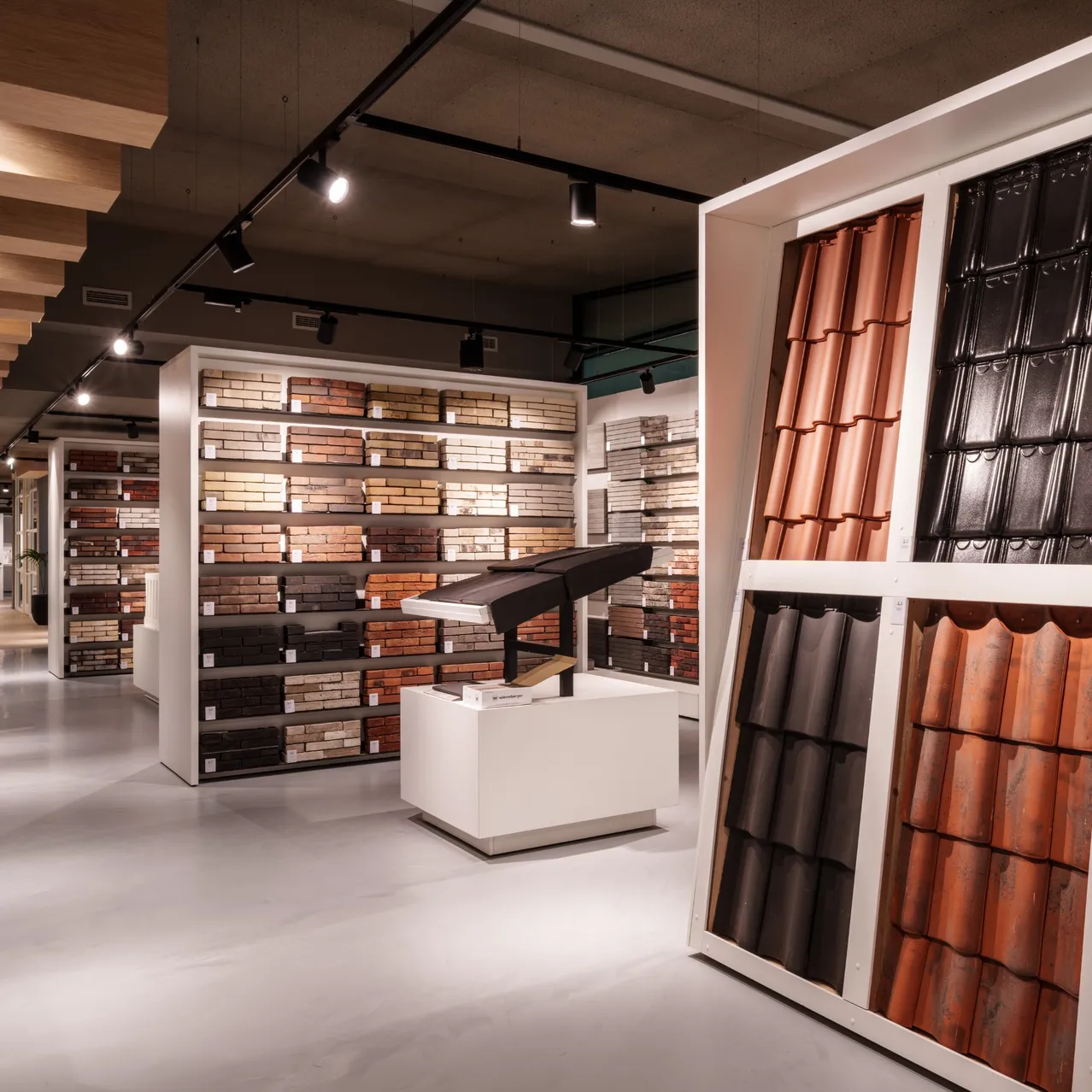 Dakpannen showroom roelofarendsveen
