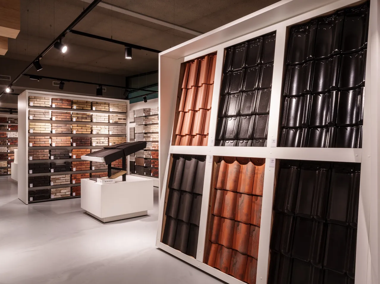 Dakpannen showroom roelofarendsveen