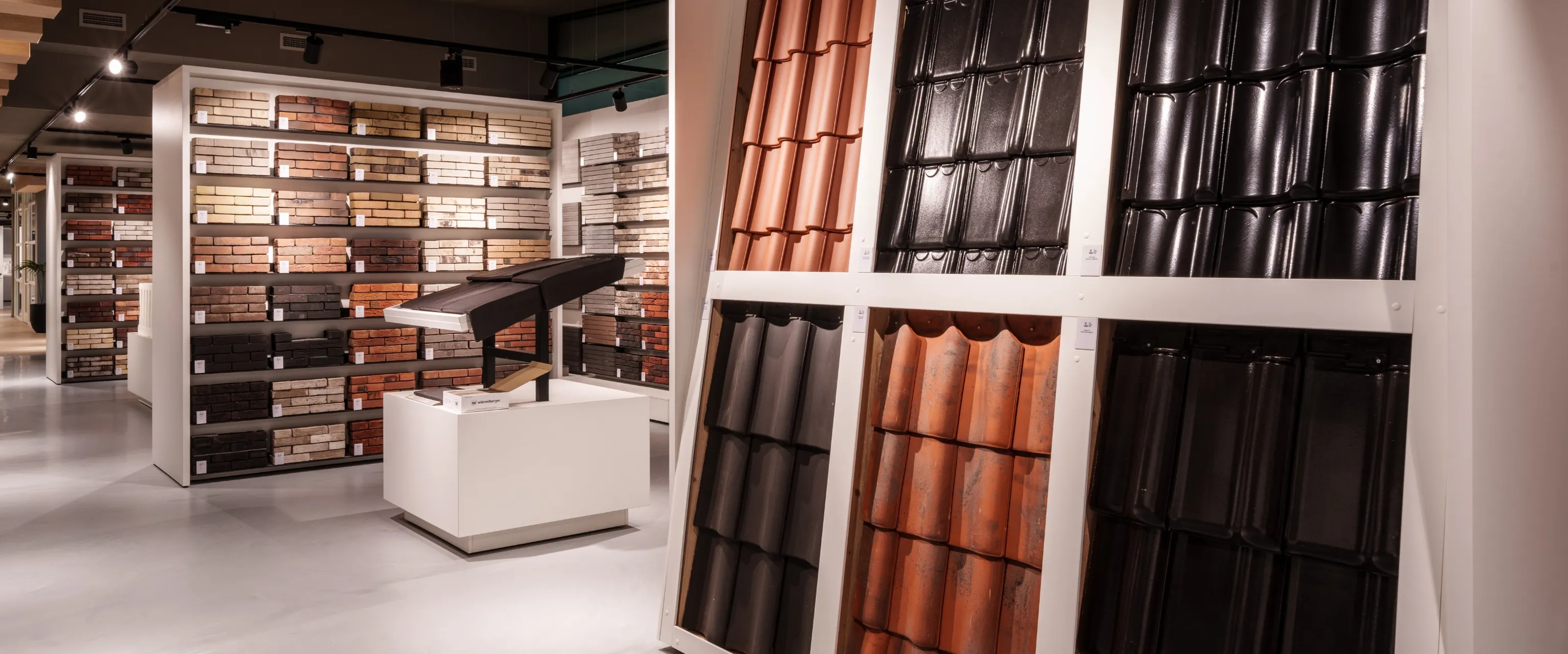 Dakpannen showroom roelofarendsveen