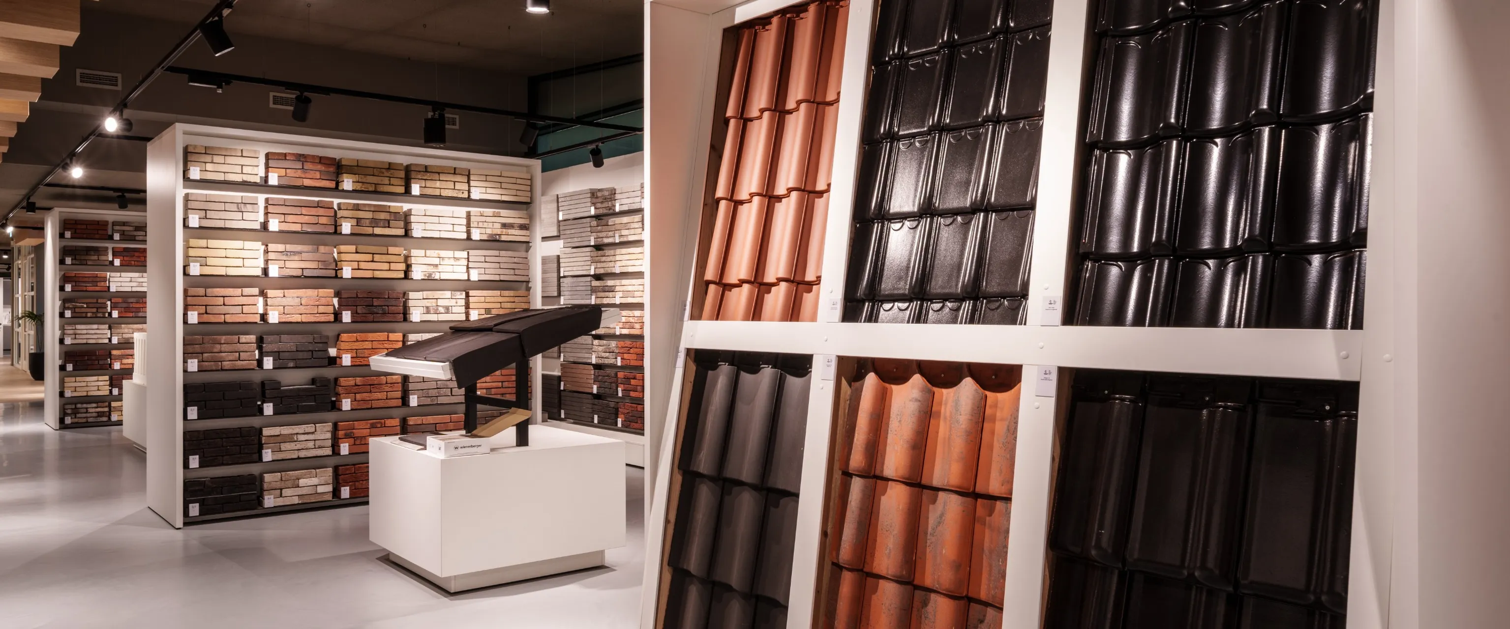 Dakpannen showroom roelofarendsveen