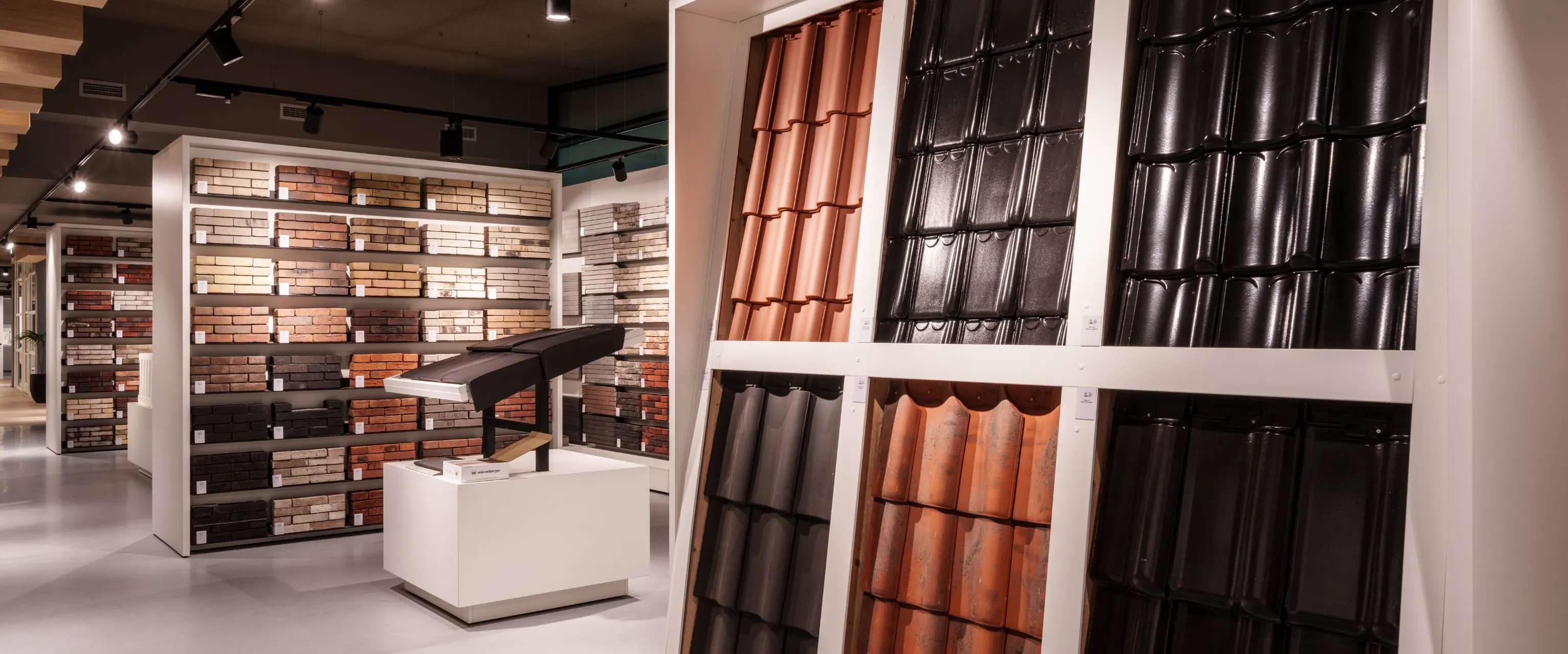 Dakpannen showroom roelofarendsveen