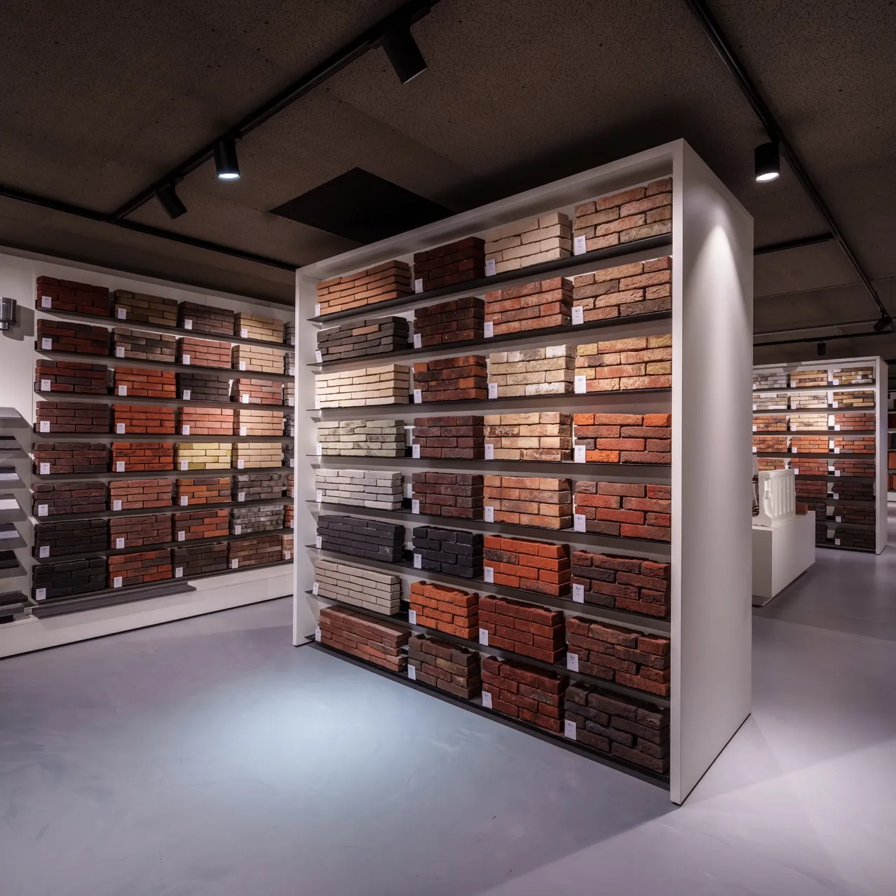 Bakstenen showroom roelofarendsveen