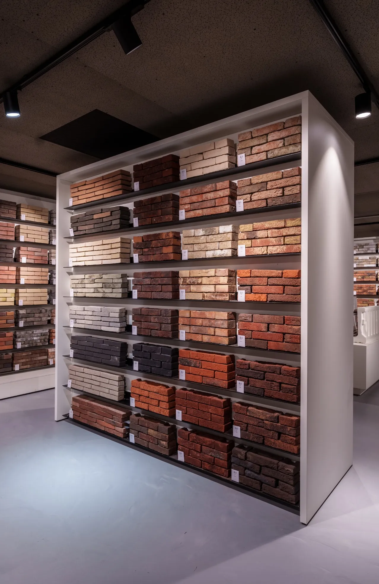 Bakstenen showroom roelofarendsveen