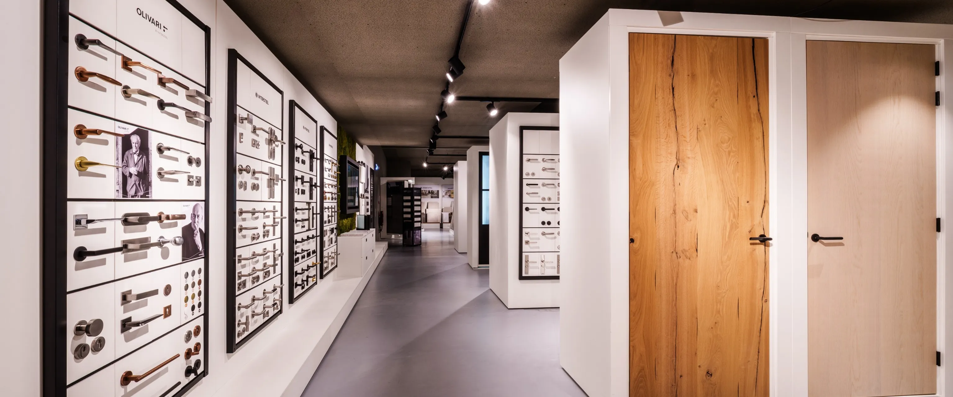 Showroom roelofarendsveen