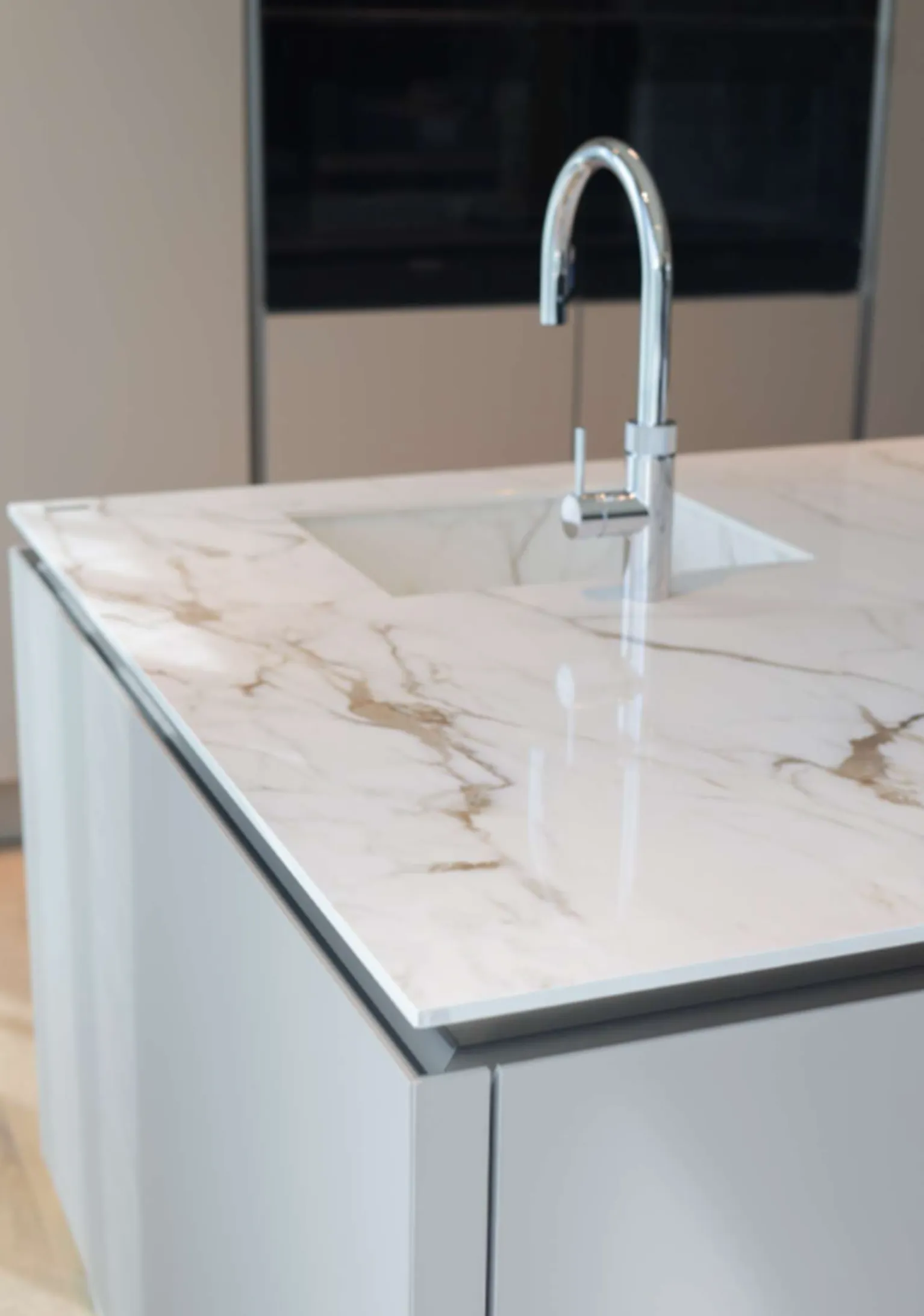 Siematic slx eilandkeuken in achat zijdemat
