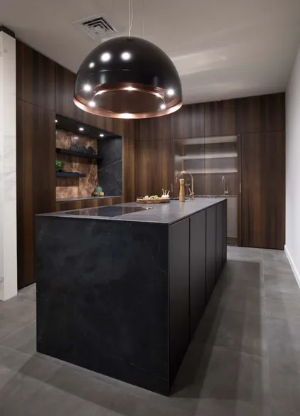 Siematic eilandkeuken in gerookt eiken en zwart geborsteld aluminium