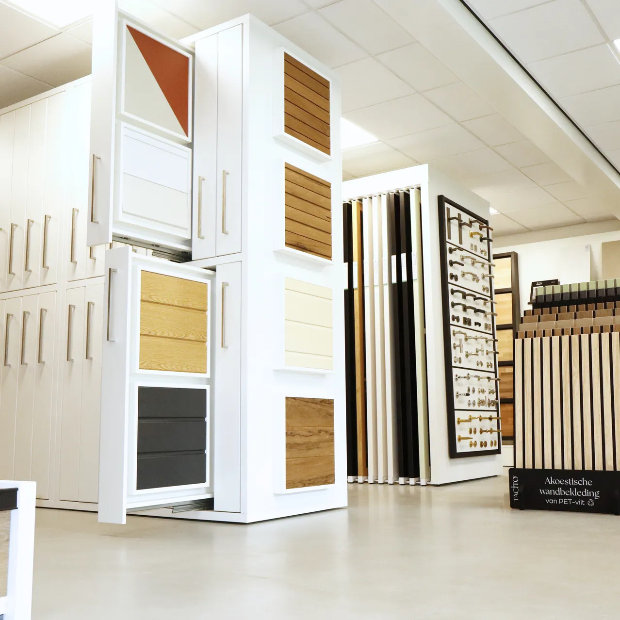 Wormerveer showroom 1