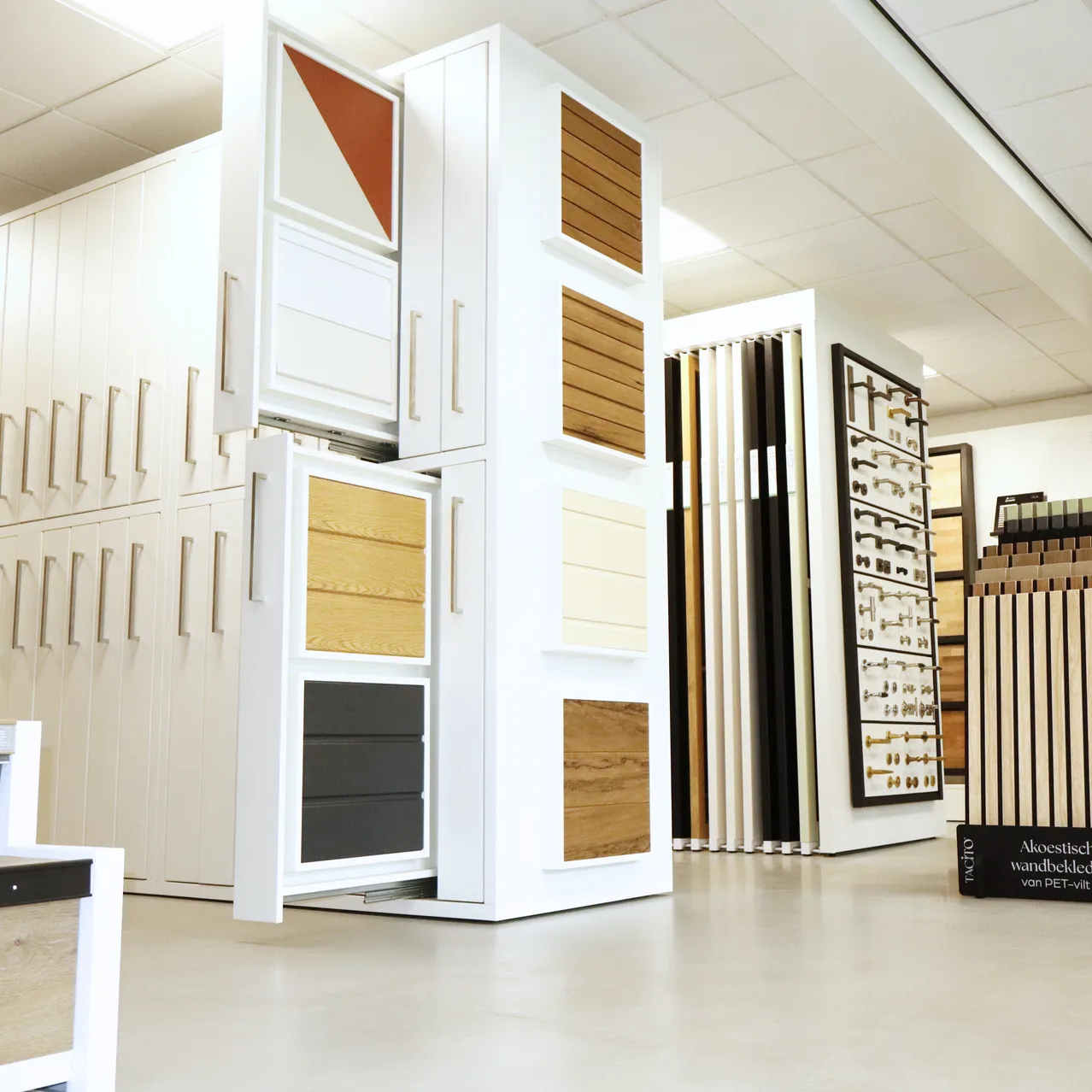Wormerveer showroom 1