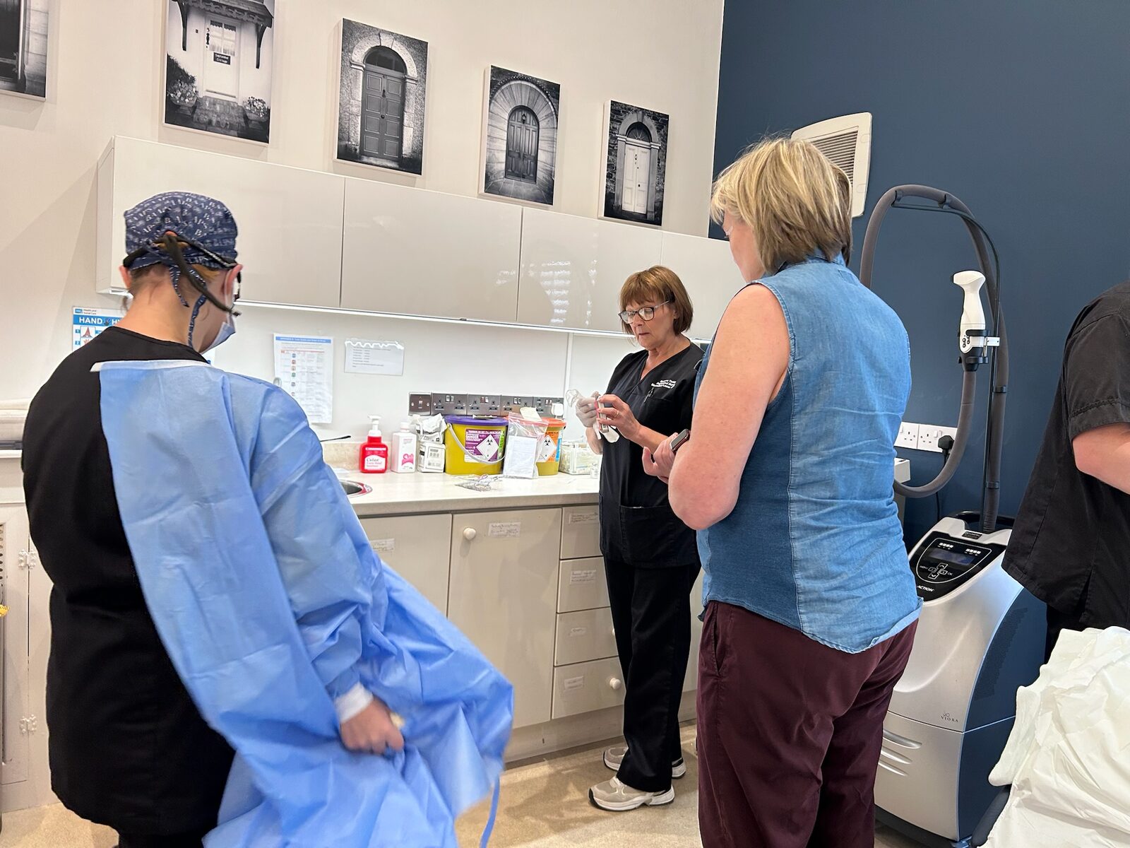 Aesthetic treatment delivered by a clinician