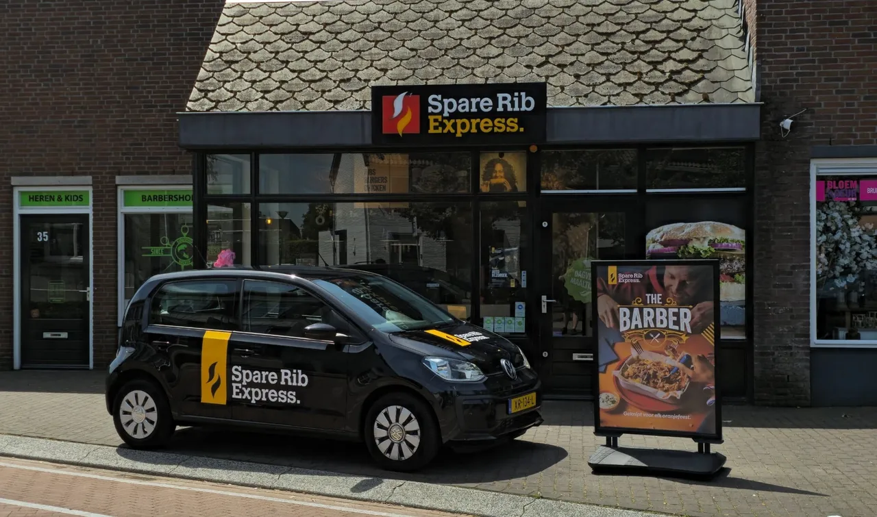 Spareribs express storefront in Tilburg 