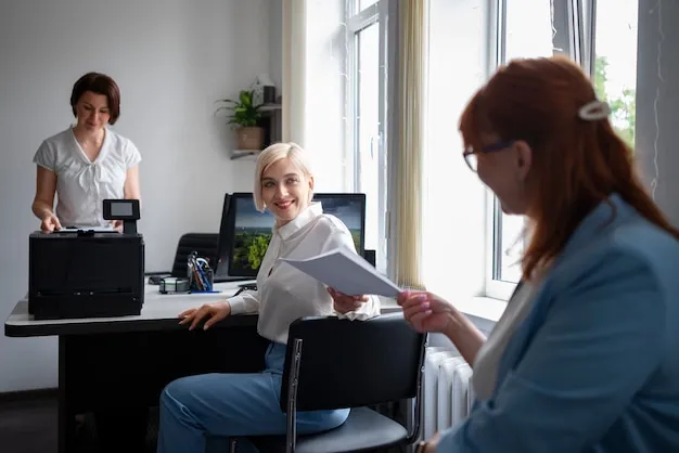 Bürogespräch zu Alternativen zum klassischen Pflegeurlaub.