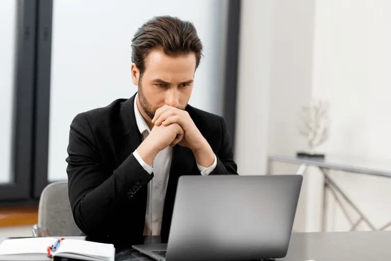 Employer fails to meet minimum contracted hours