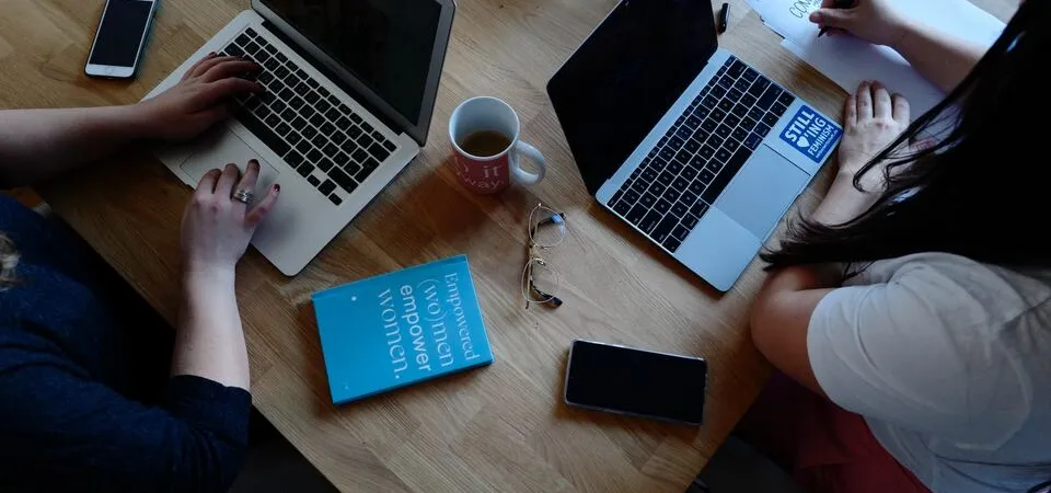 Wat kost een werknemer? Zo bereken je de personeelskosten
