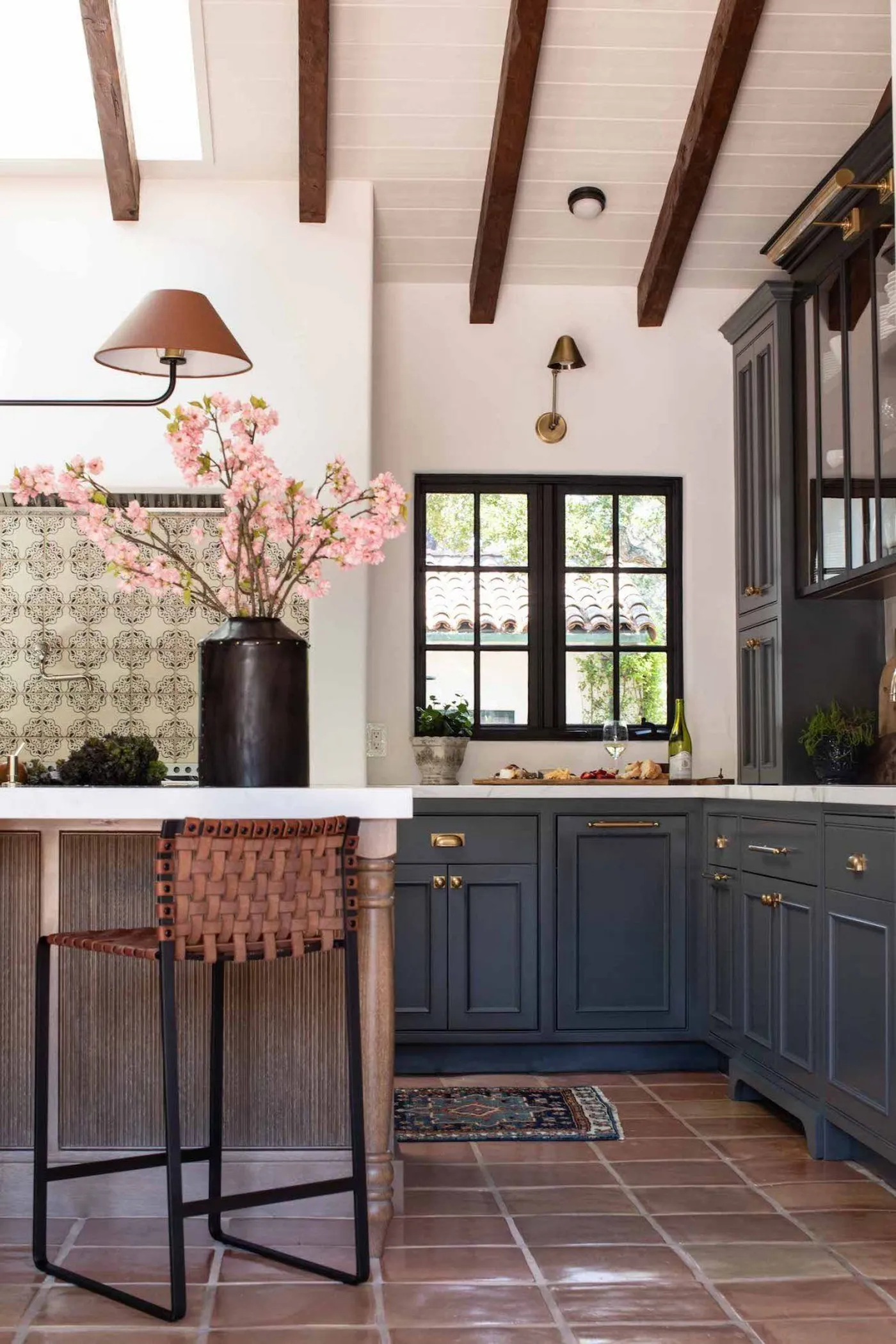 Spanish Revival home design — photo 2