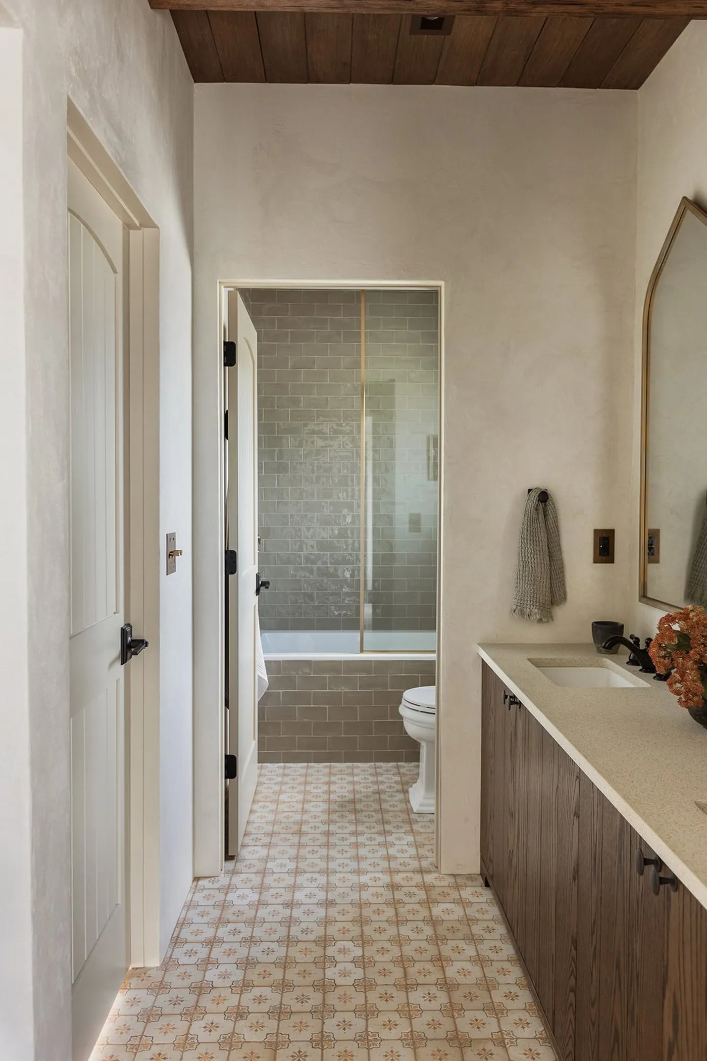 Spanish Revival home design — photo 3
