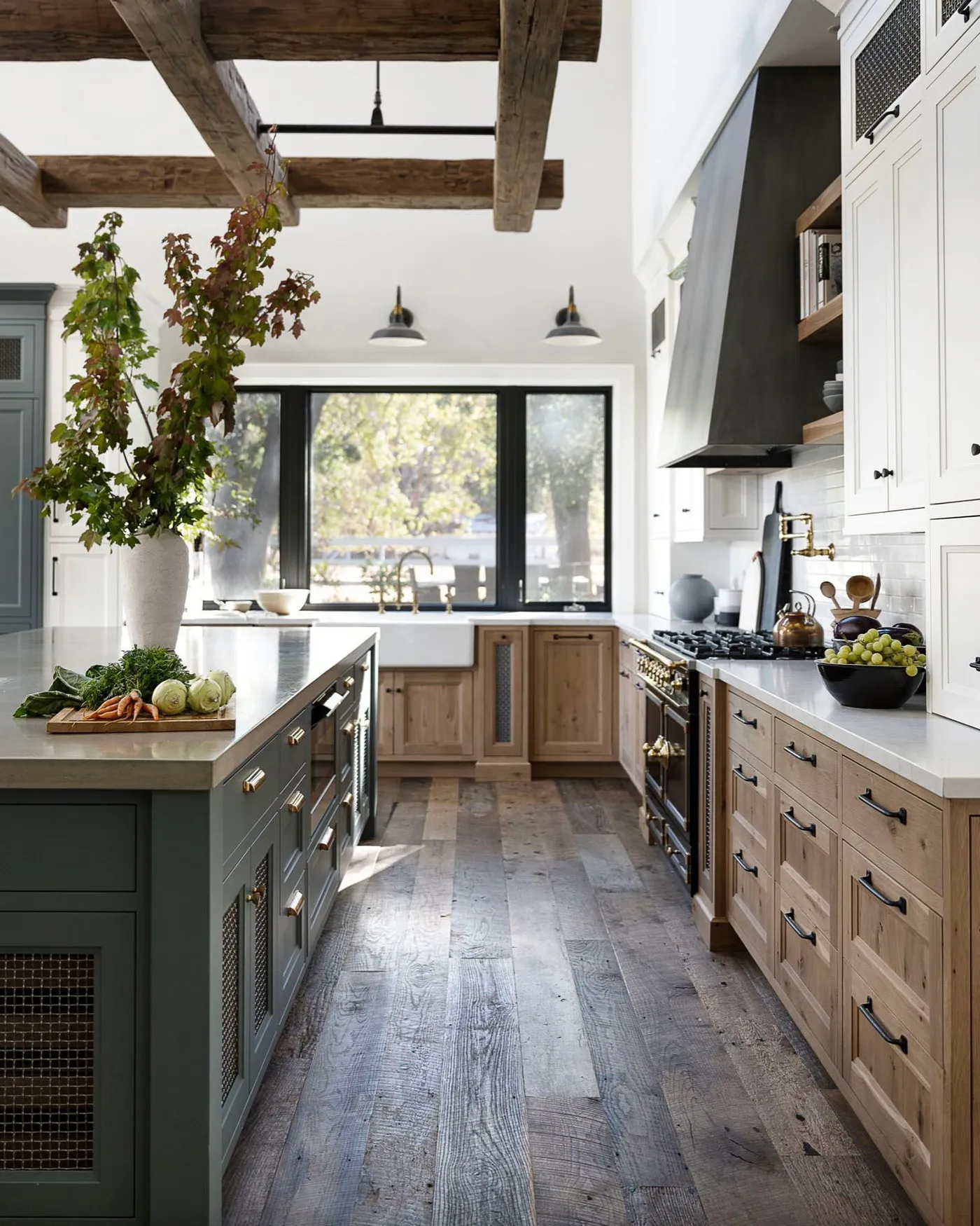 Modern Farmhouse home design — photo 5
