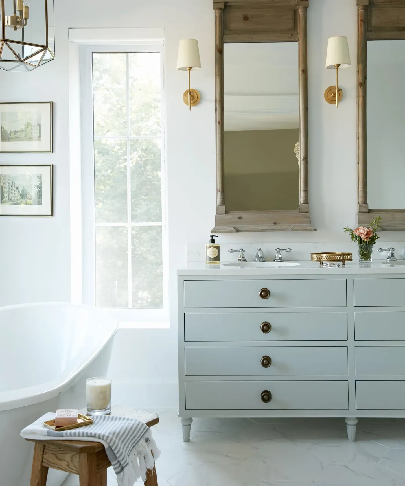 French Country home design — photo 6