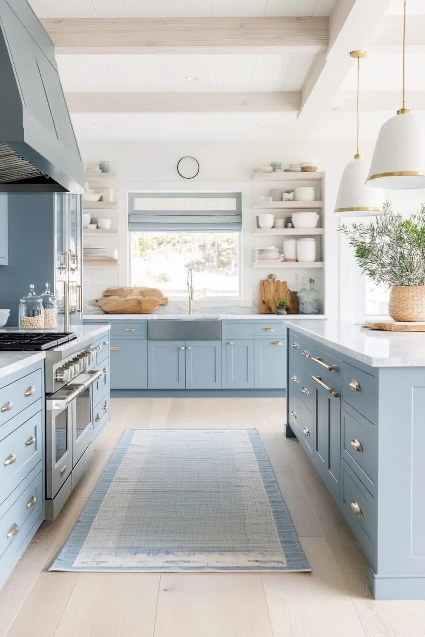 Coastal home design — photo 1