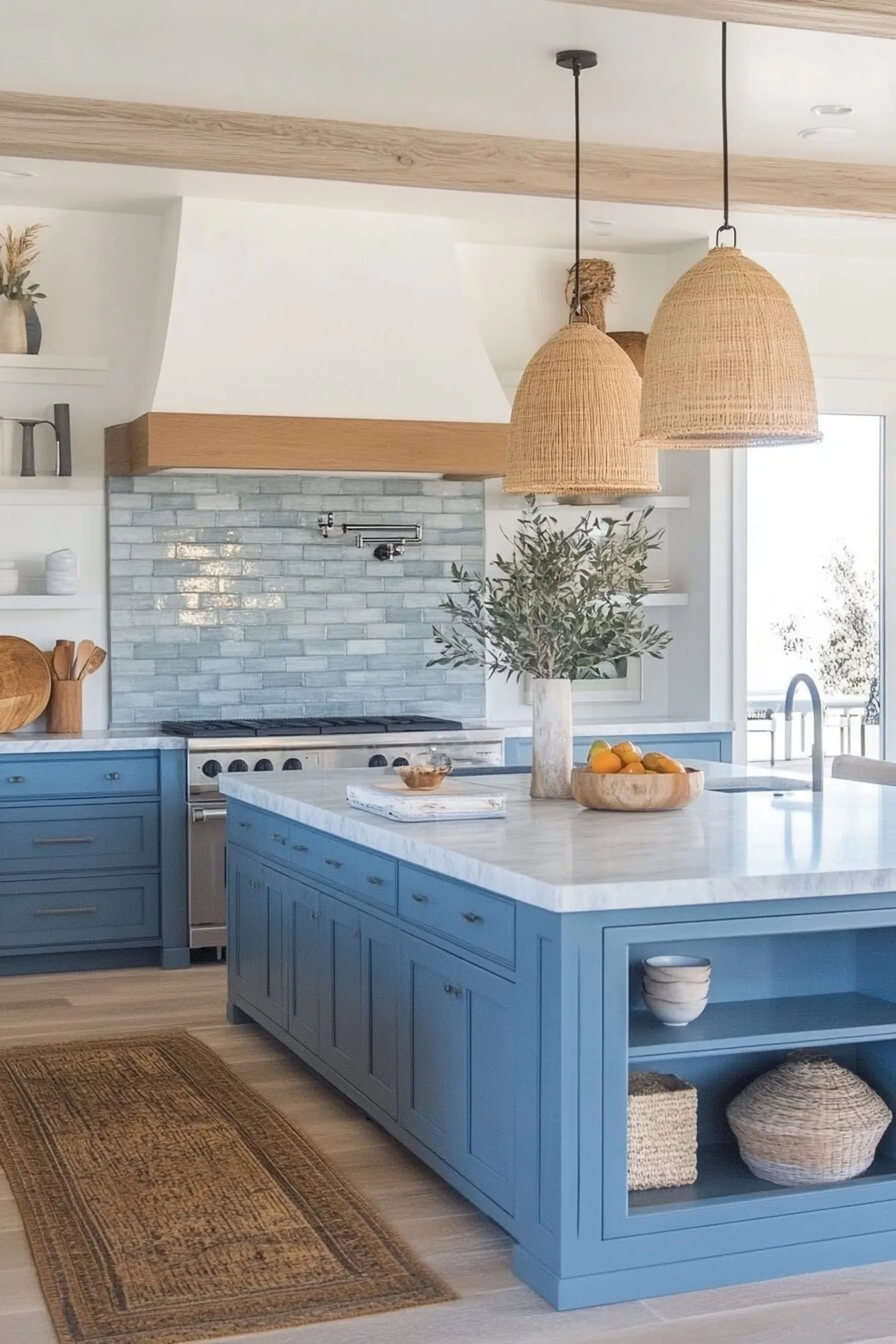 Coastal home design — photo 9
