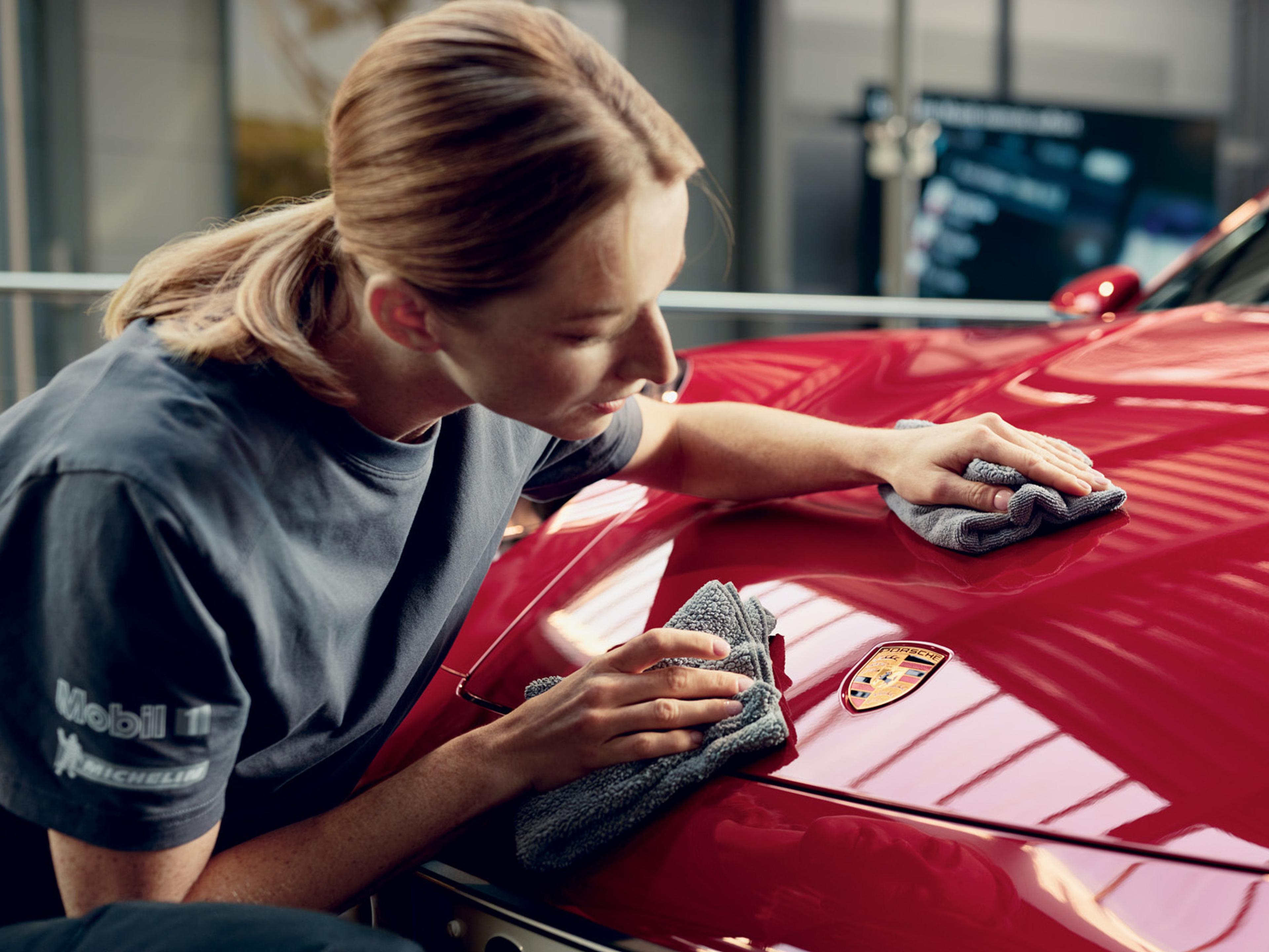 Porsche Service – Car Cosmetic