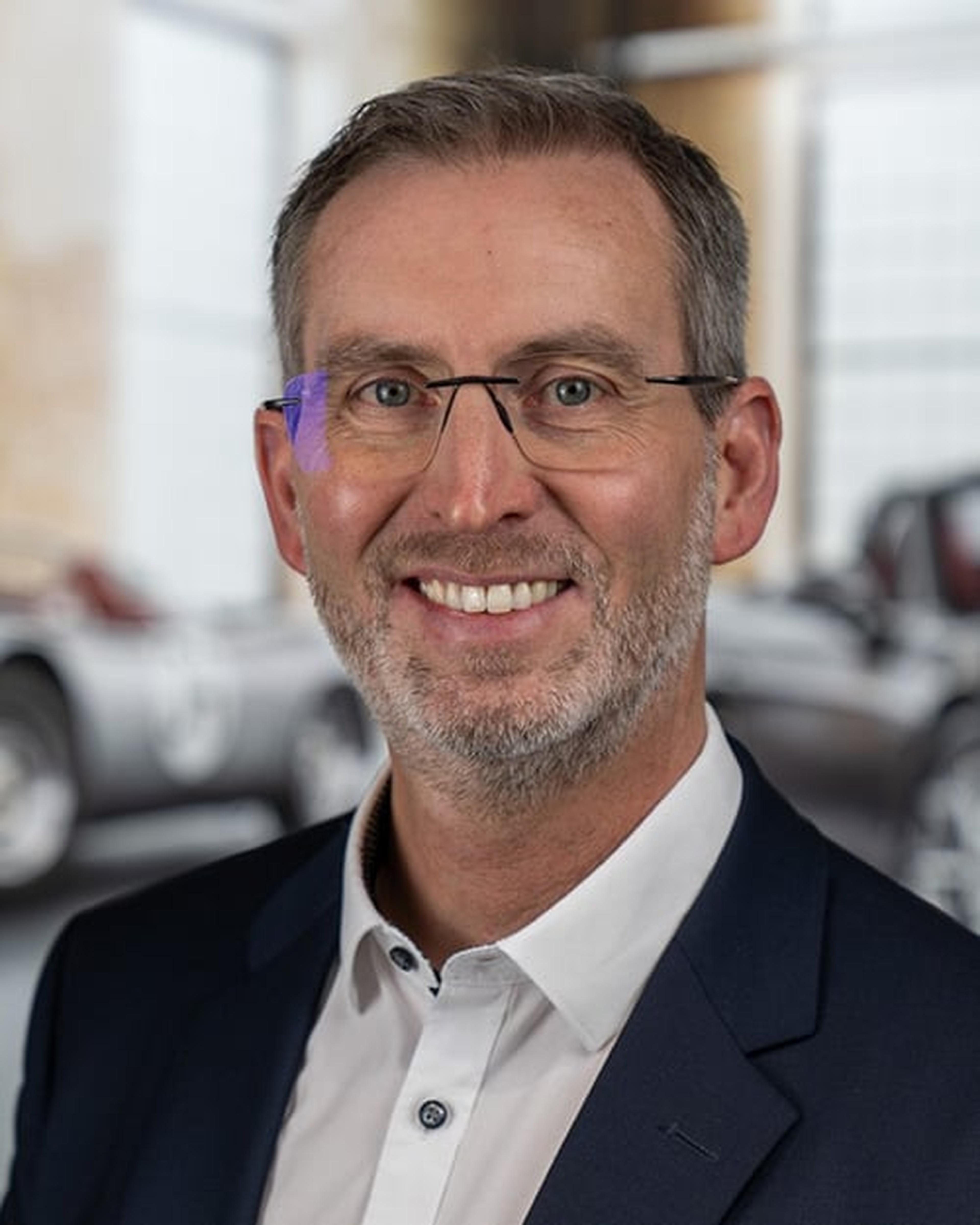 Photo of Michael Singer