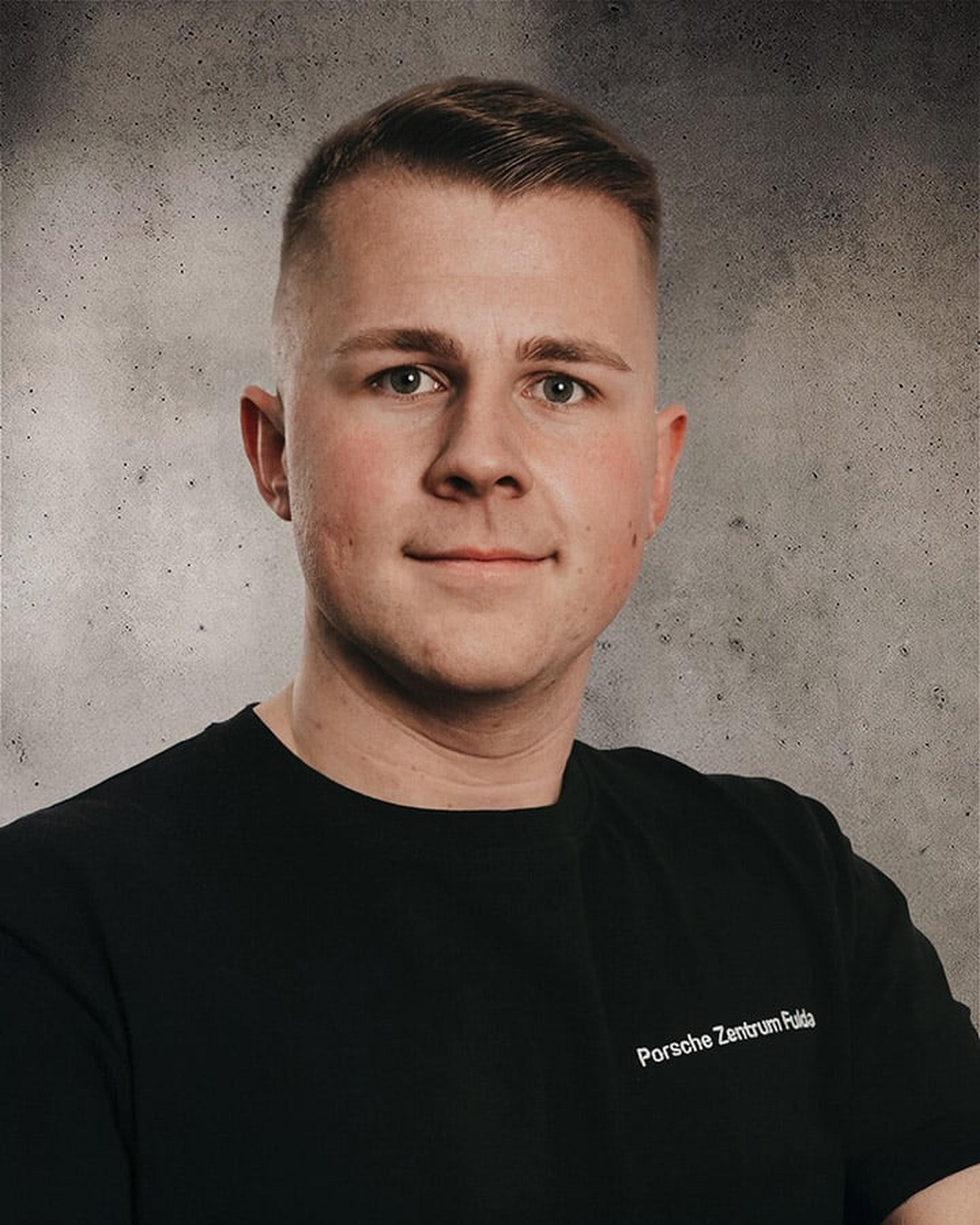 Photo of Daniel Schwab