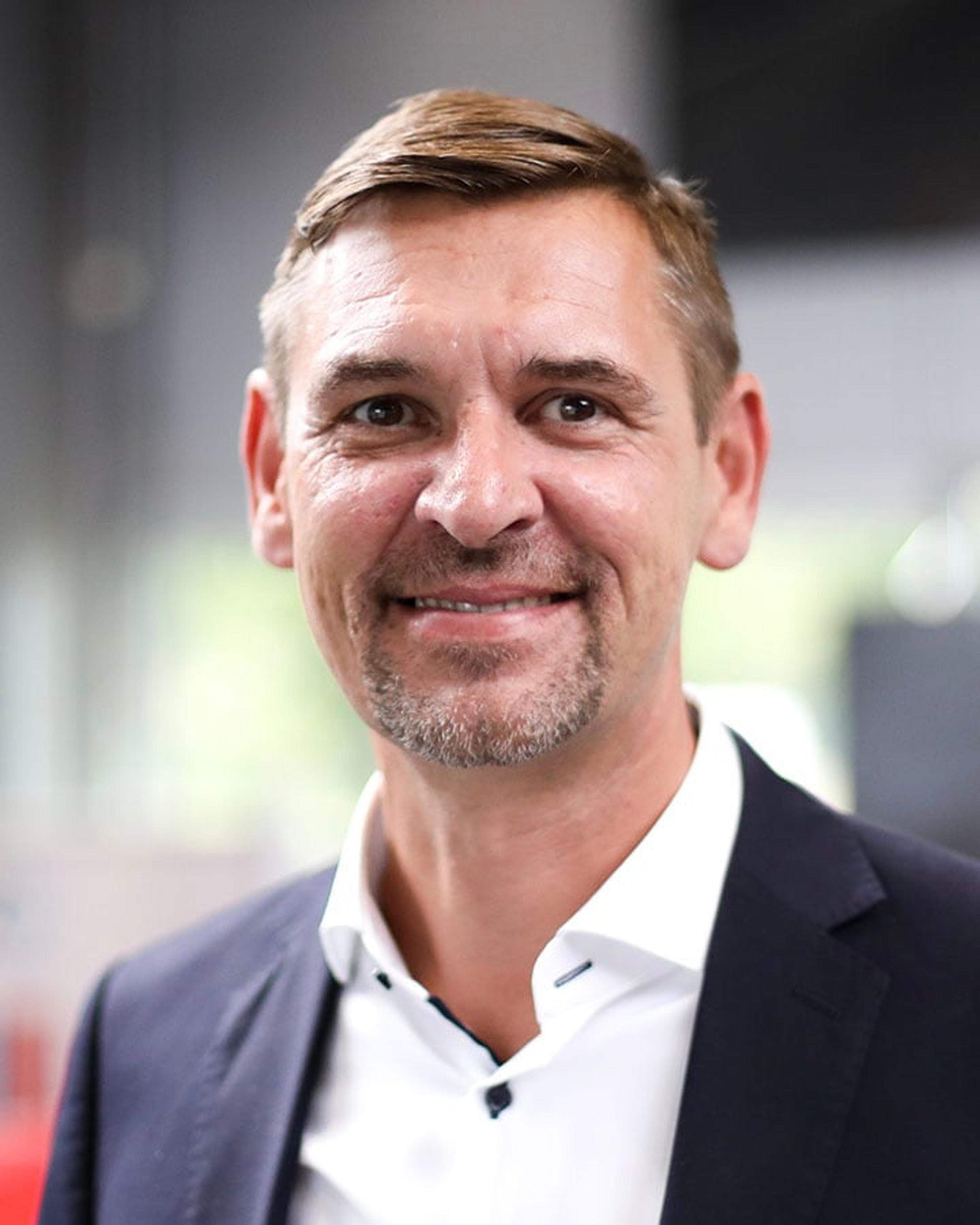 Photo of Sacha Becker