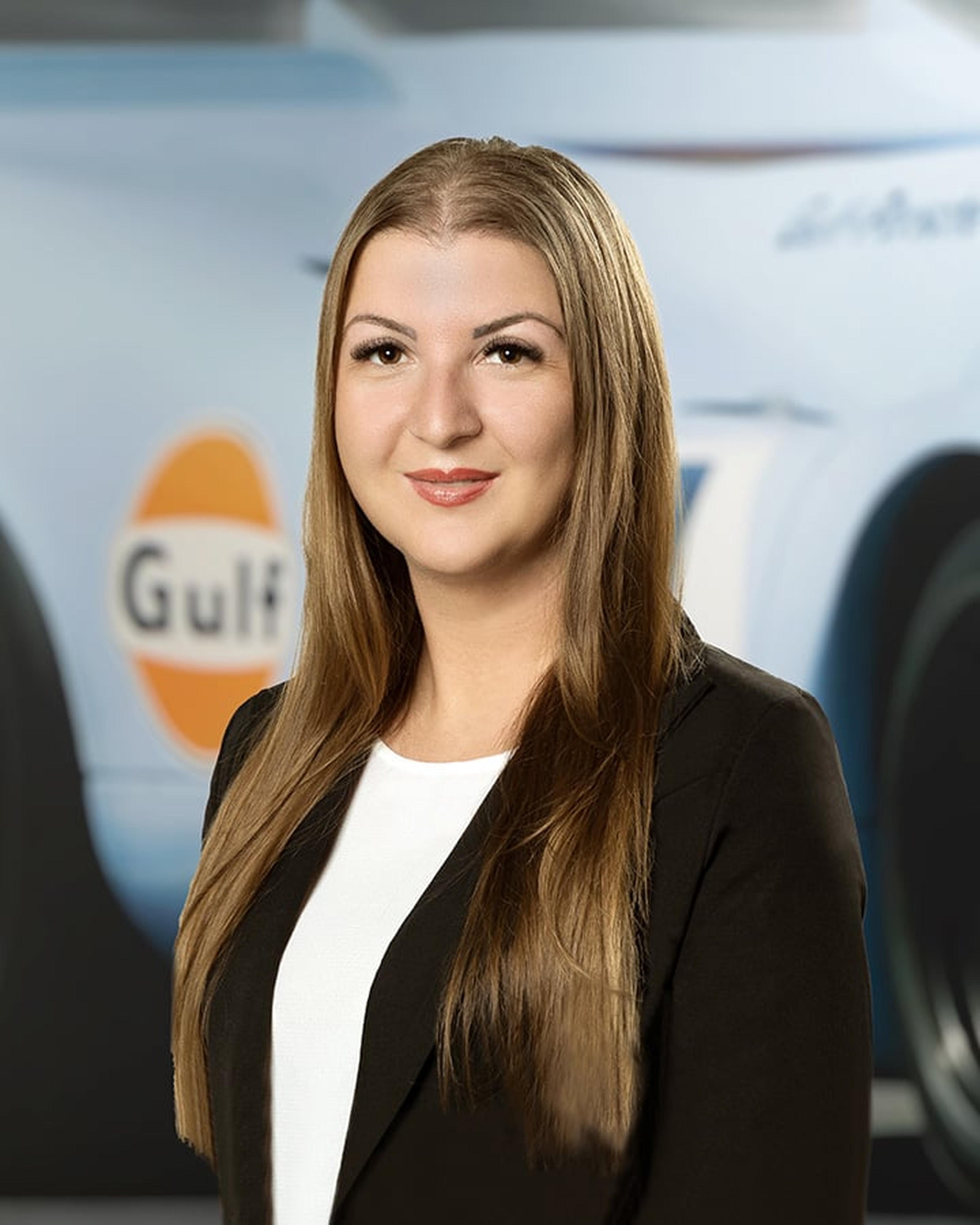 Photo of Lisa Baglaroglu