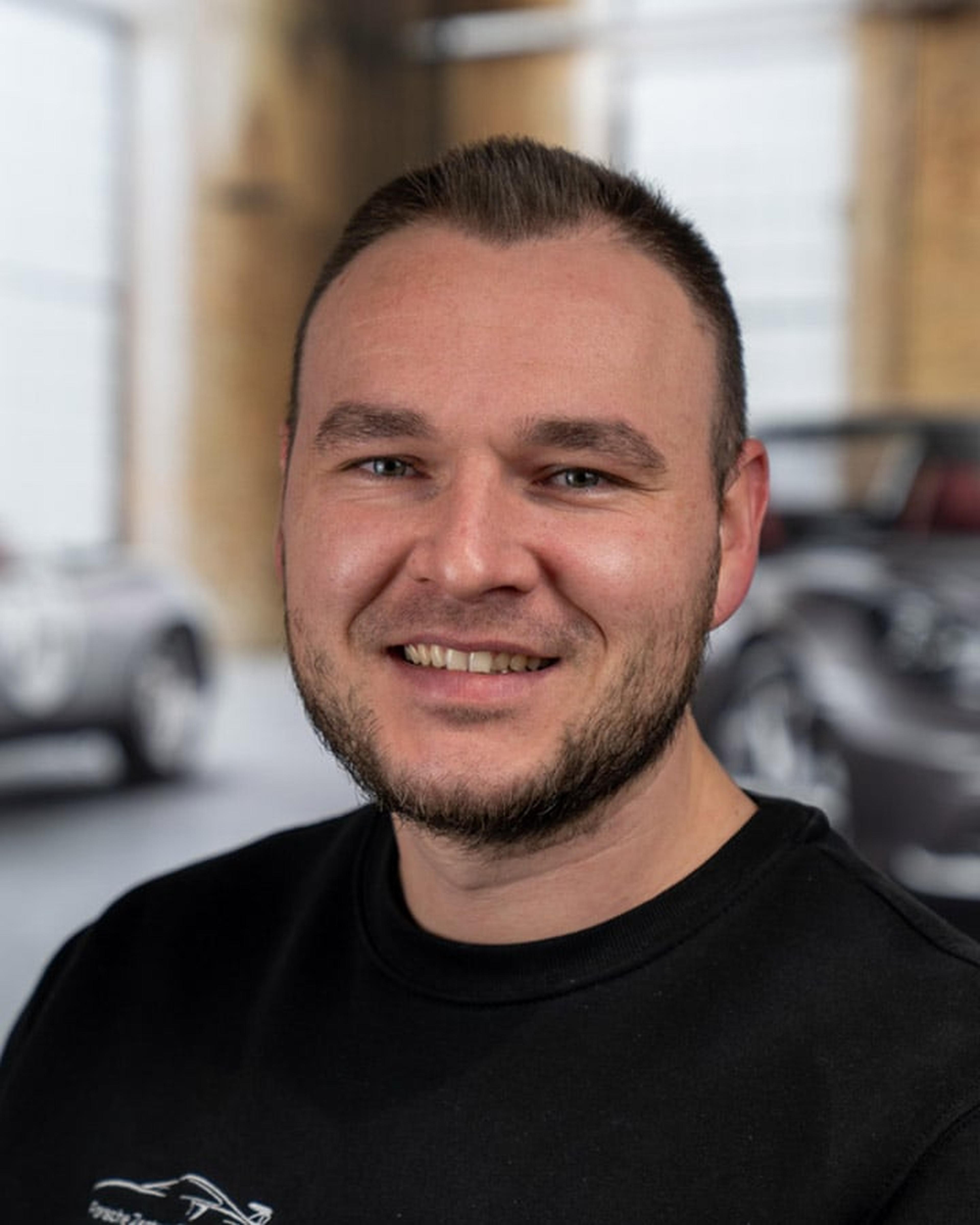 Adrian Mauser