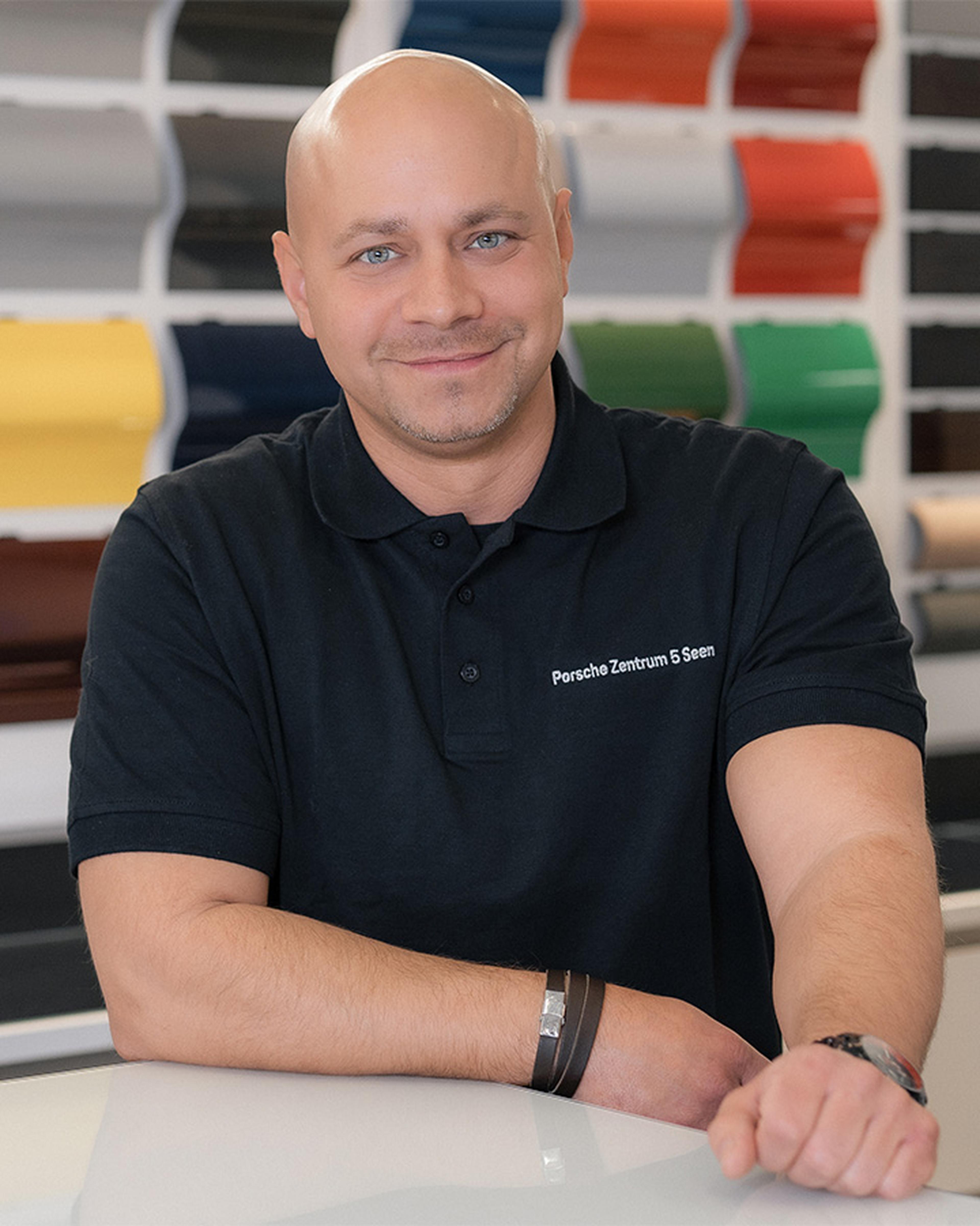 Photo of Michael Schmidt