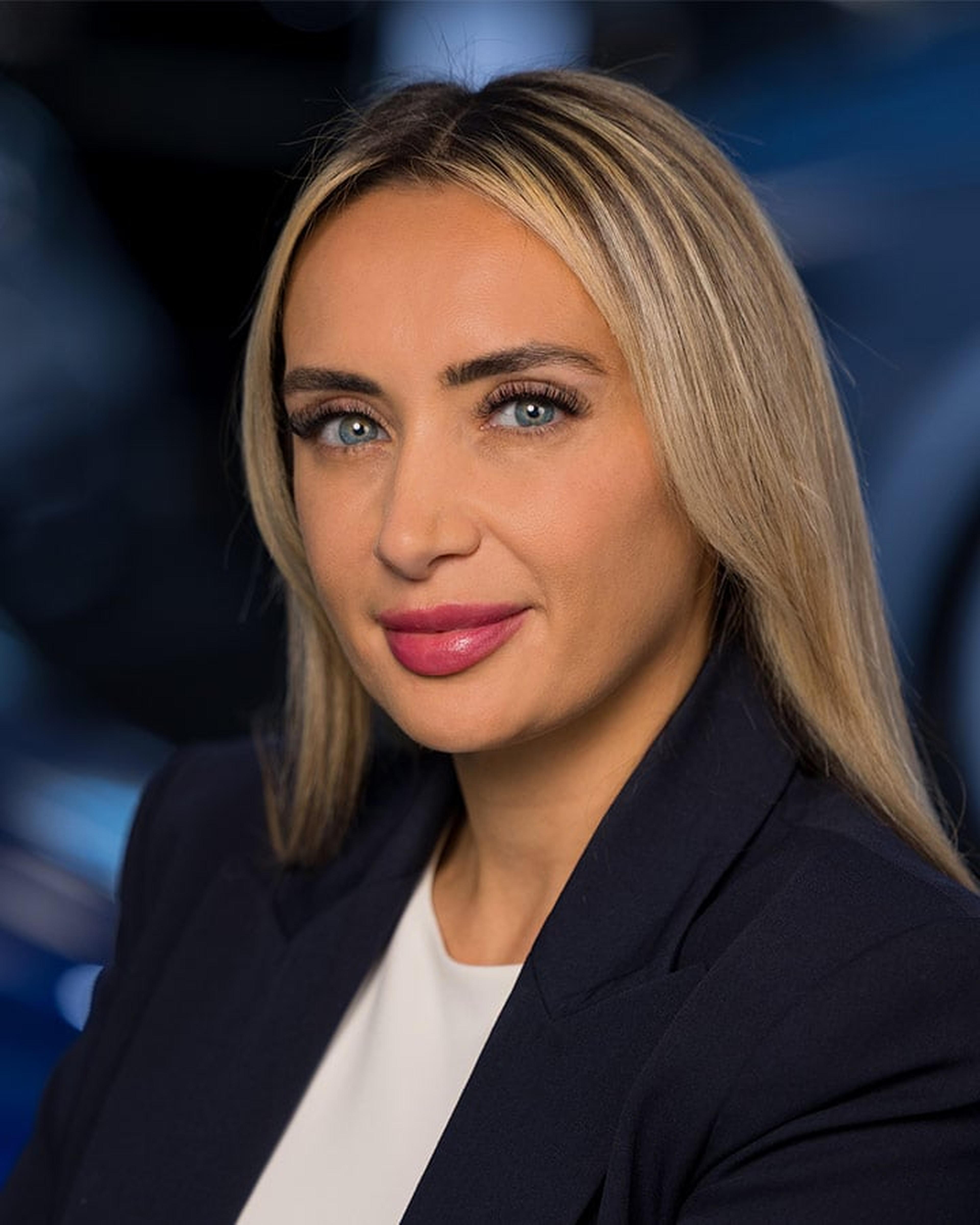 Photo of Derya Pekmezci