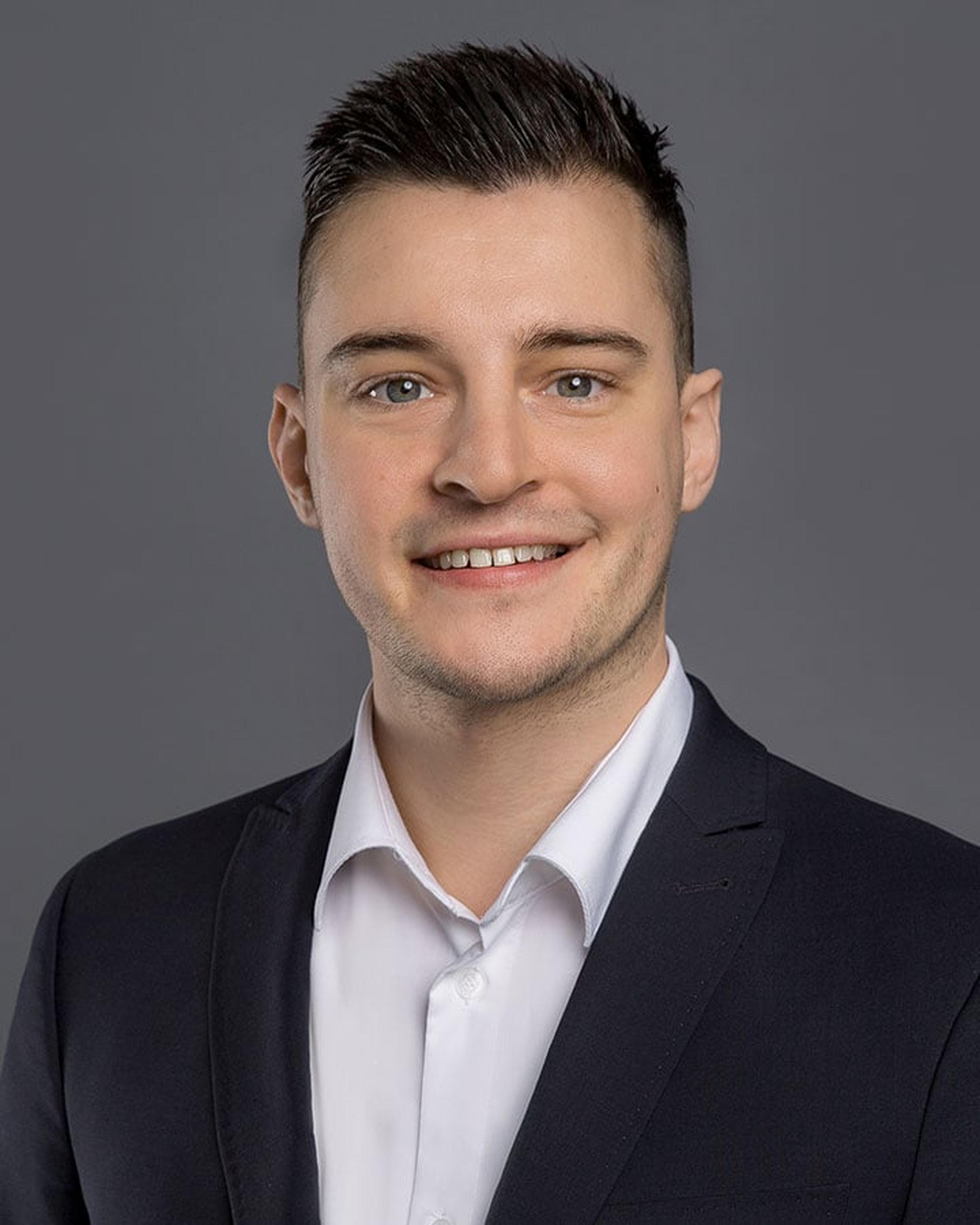 Photo of Steven Knofe