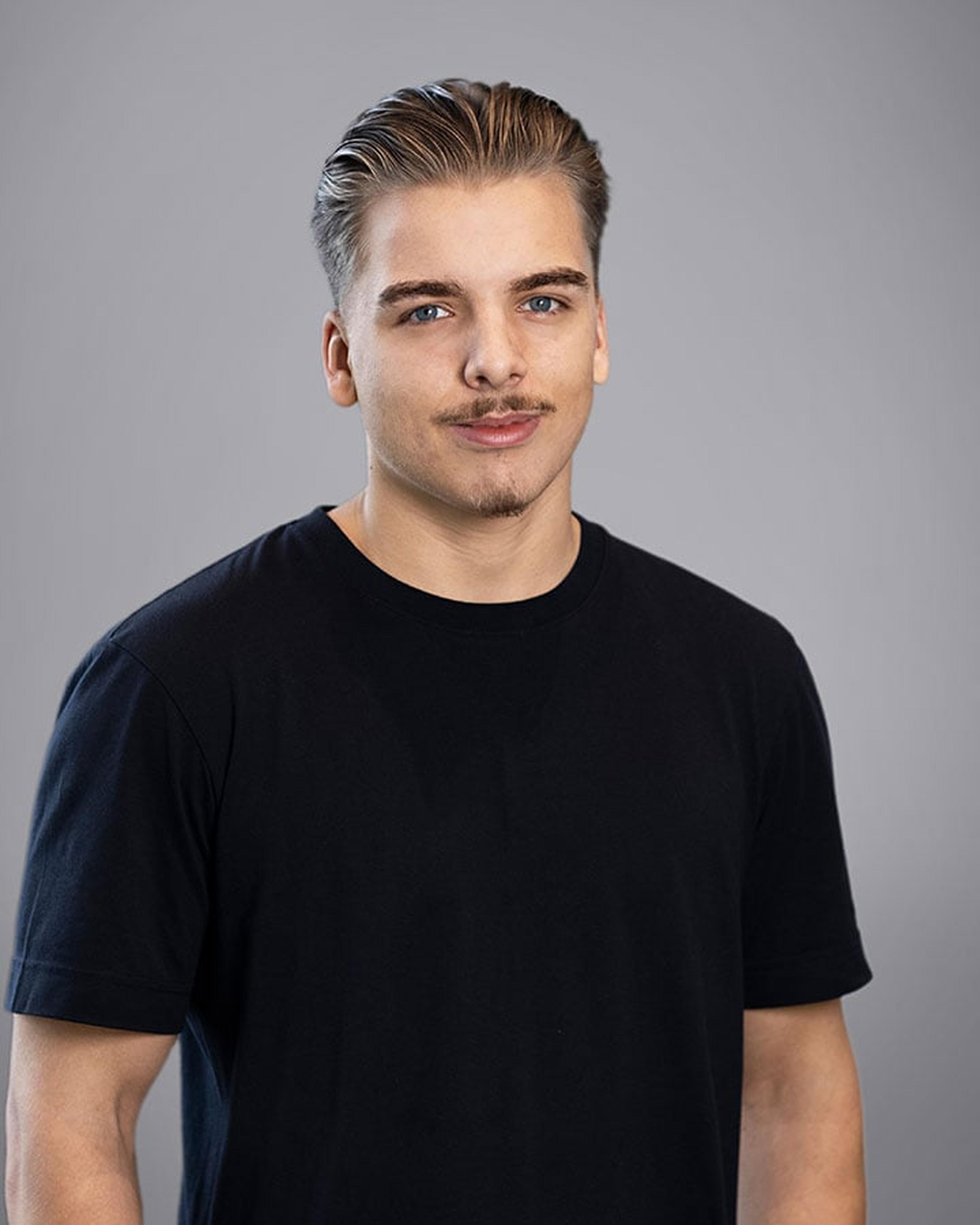 Photo of Davin Lang