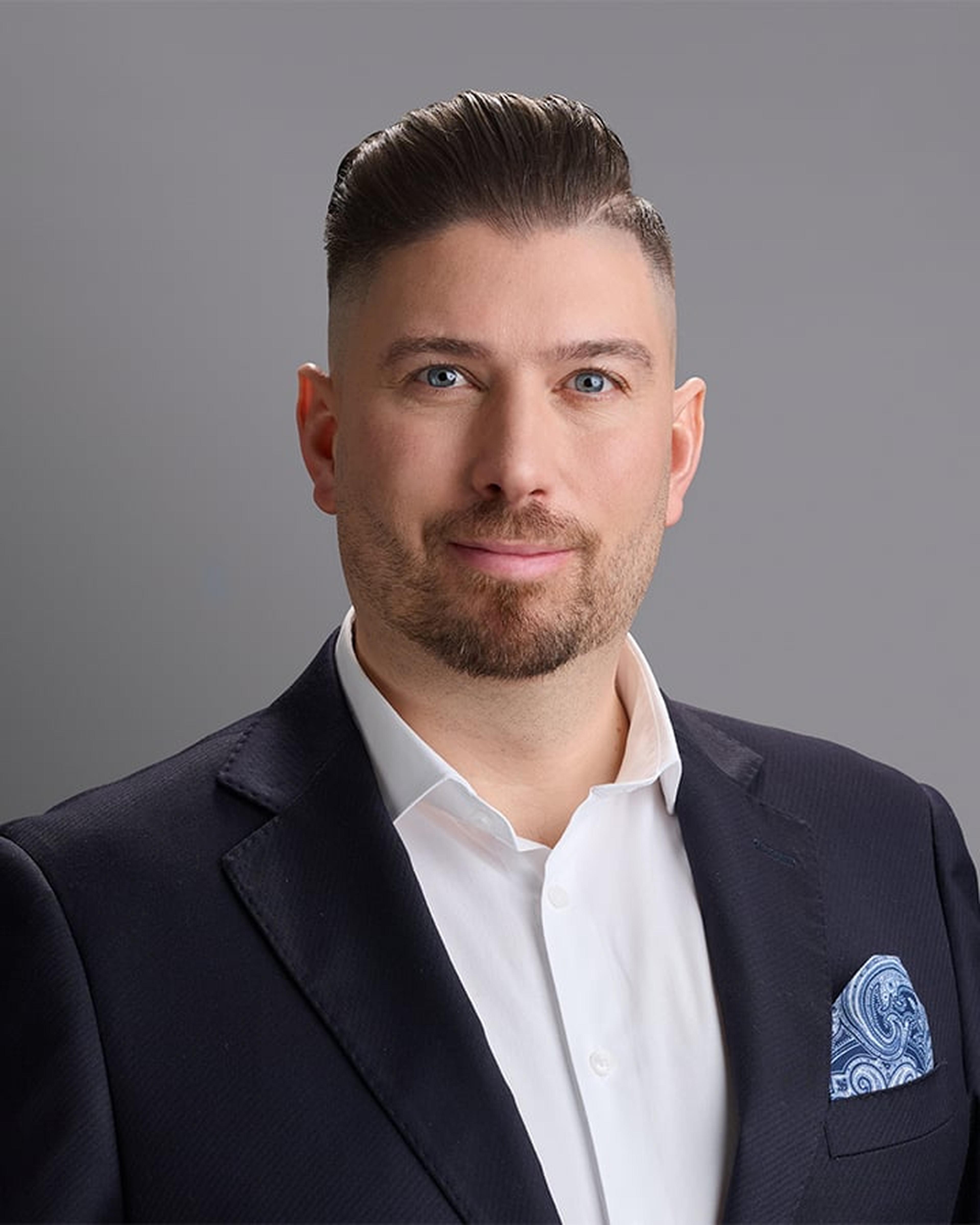 Photo of Emanuel Genzo