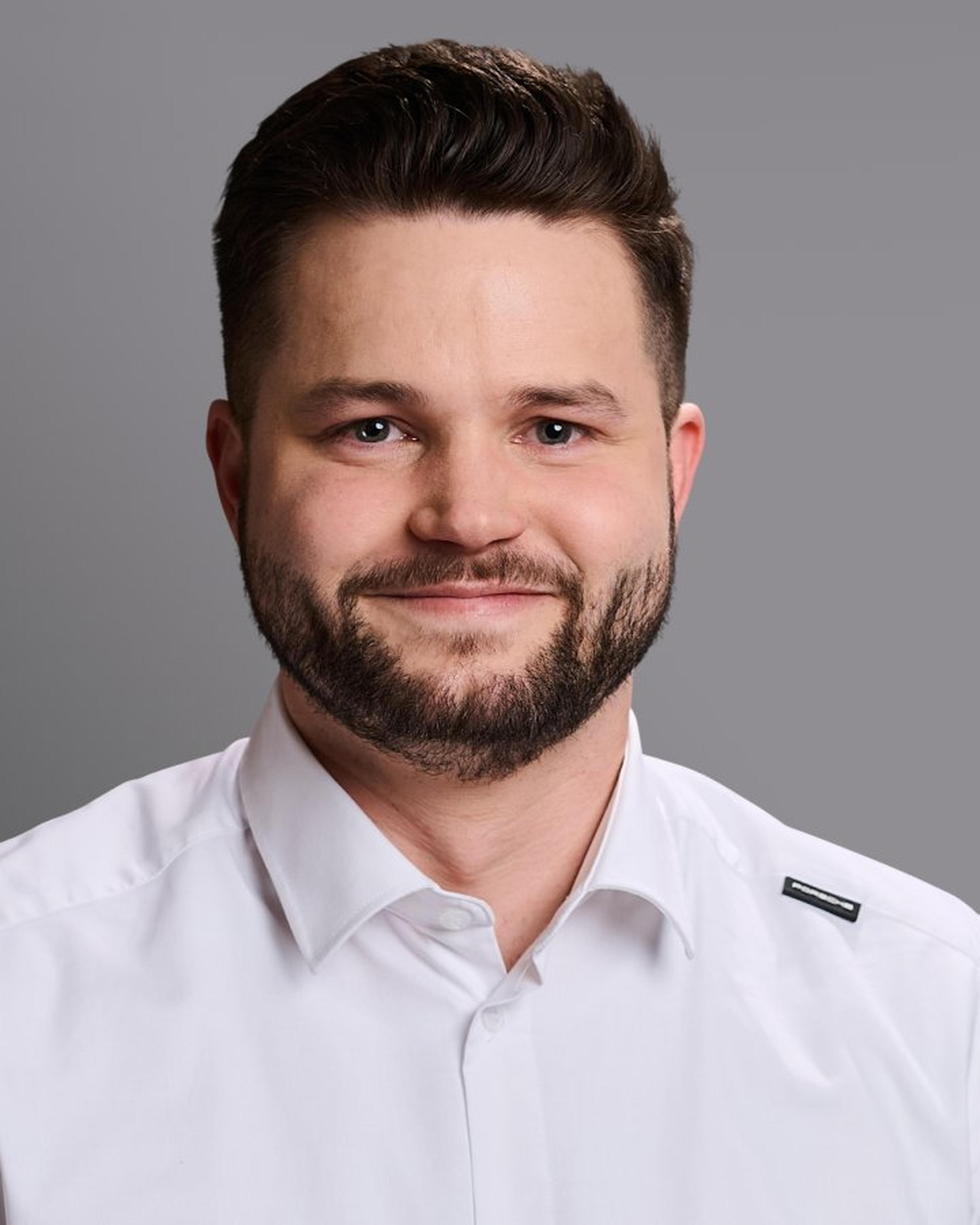 Photo of Dustin Wolff