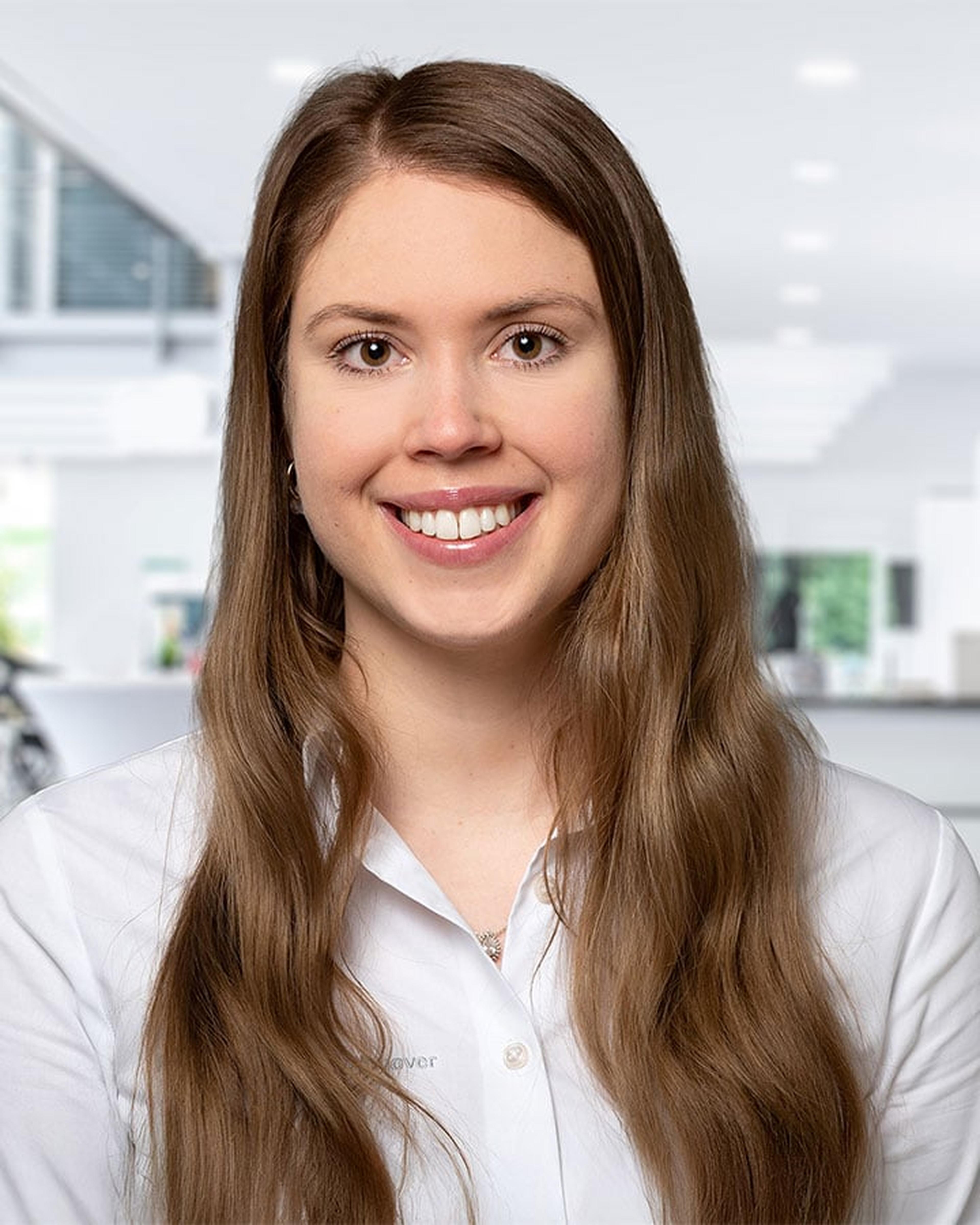 Photo of Lorraine Makowsky