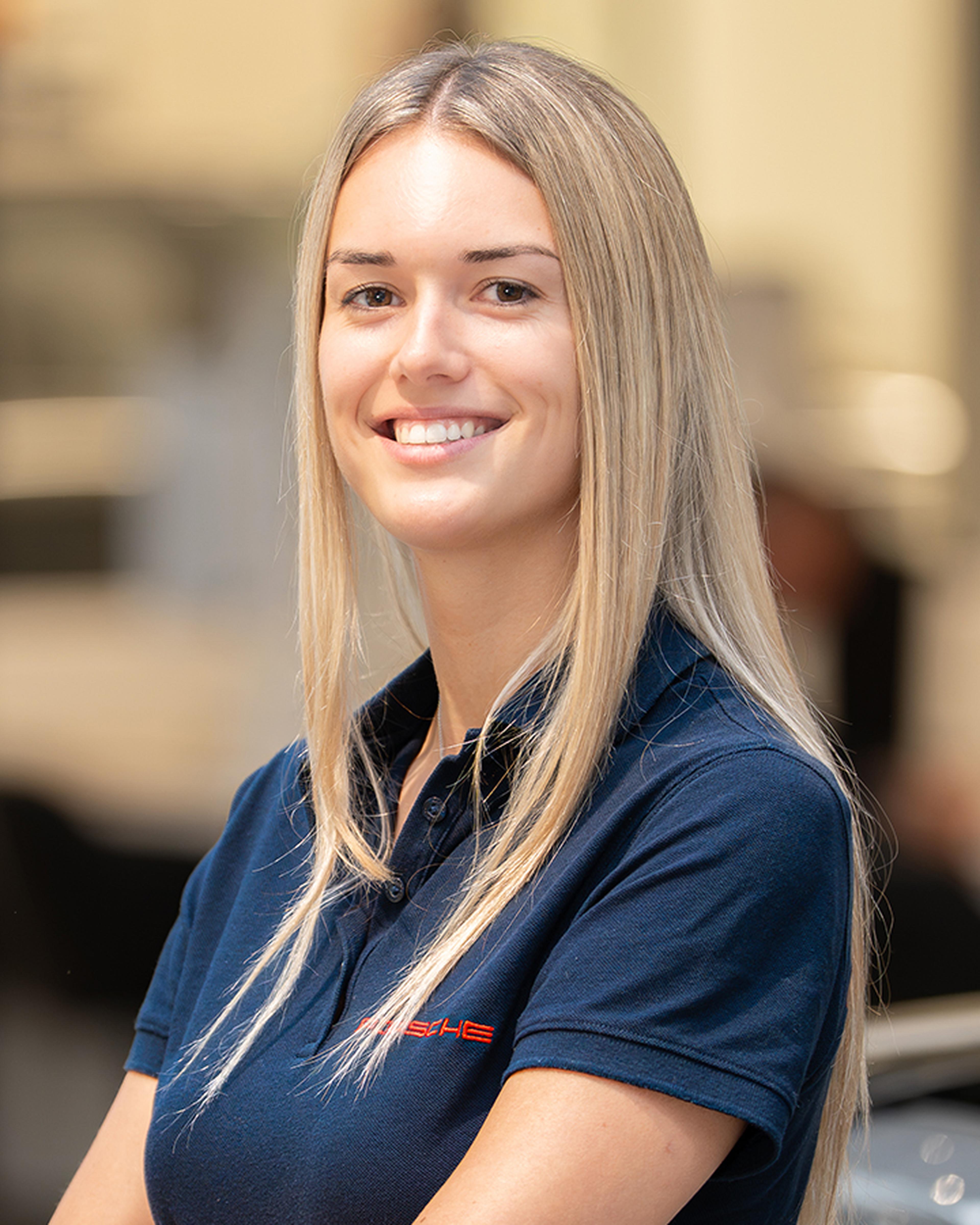 Photo of Alina Henrici