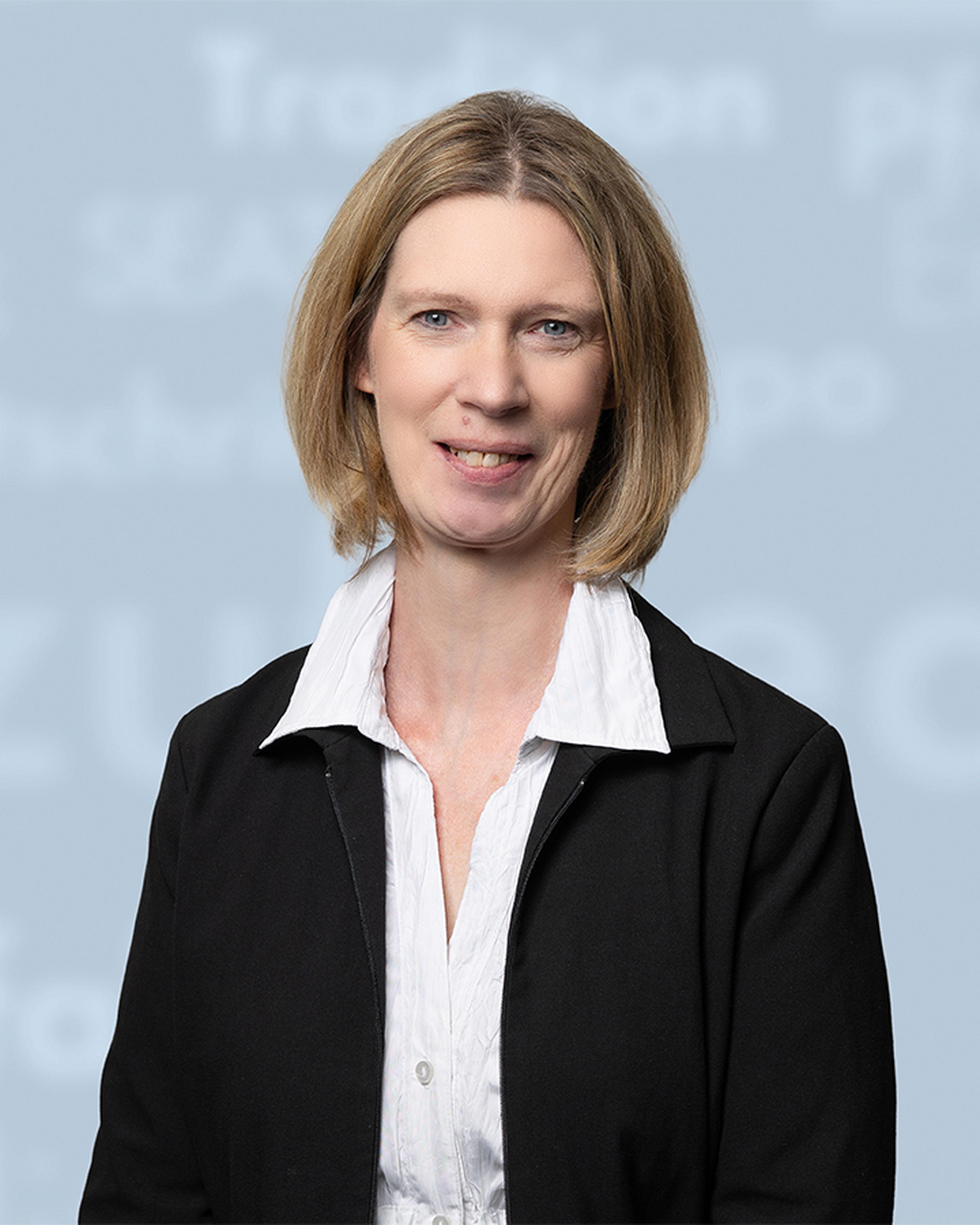 Photo of Nicole Schmitt