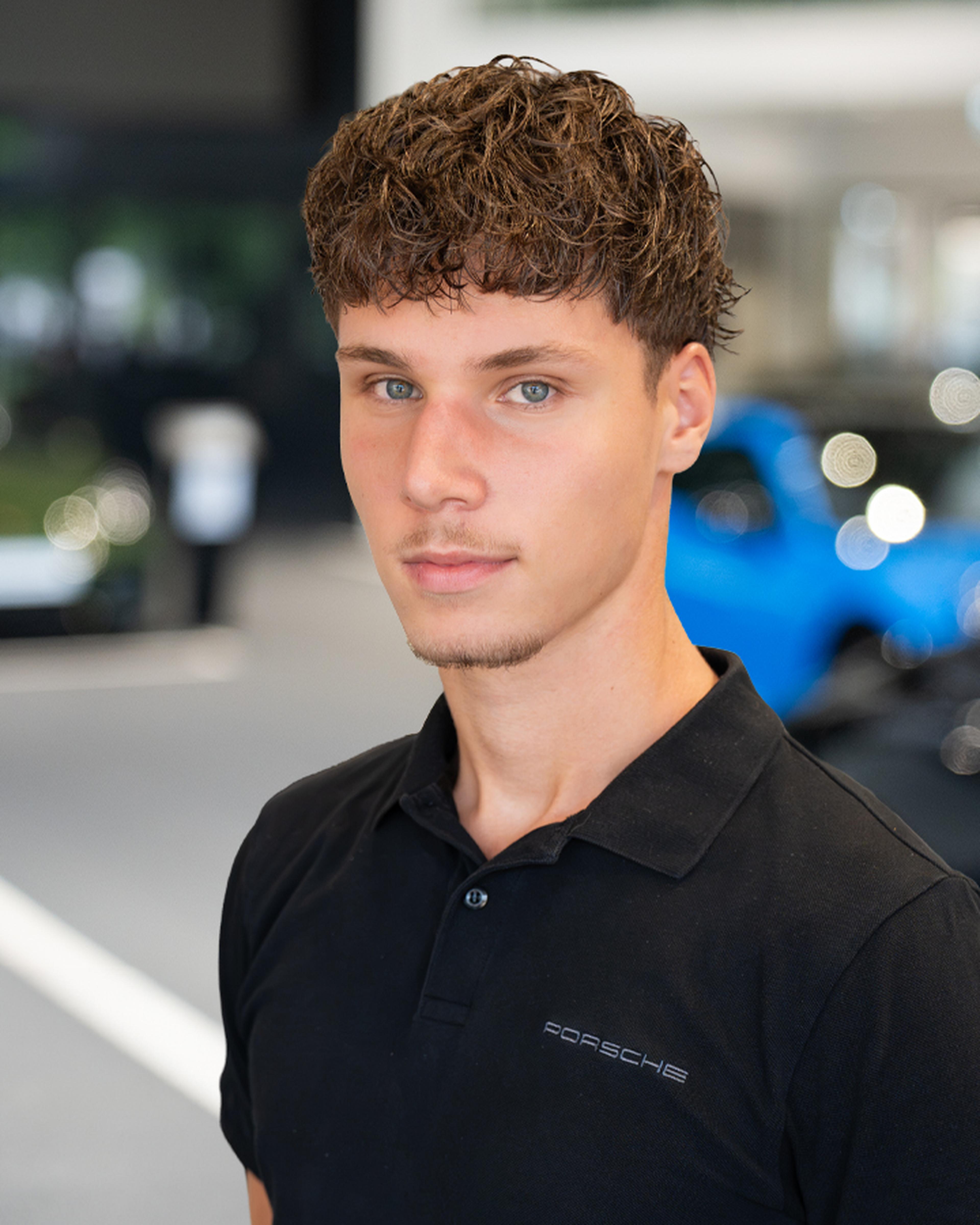 Photo of Jannis Mahn