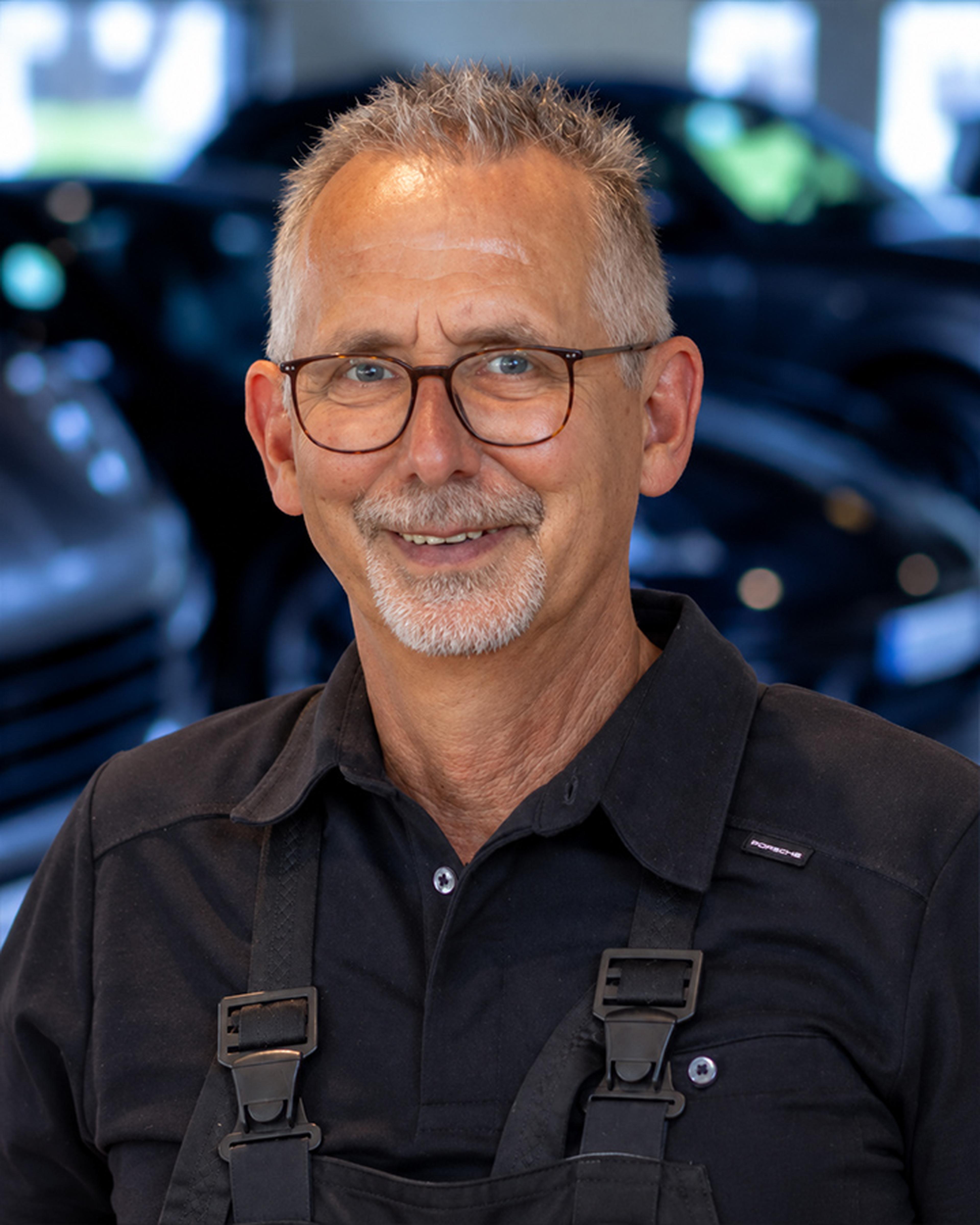 Photo of Michael Gilbert