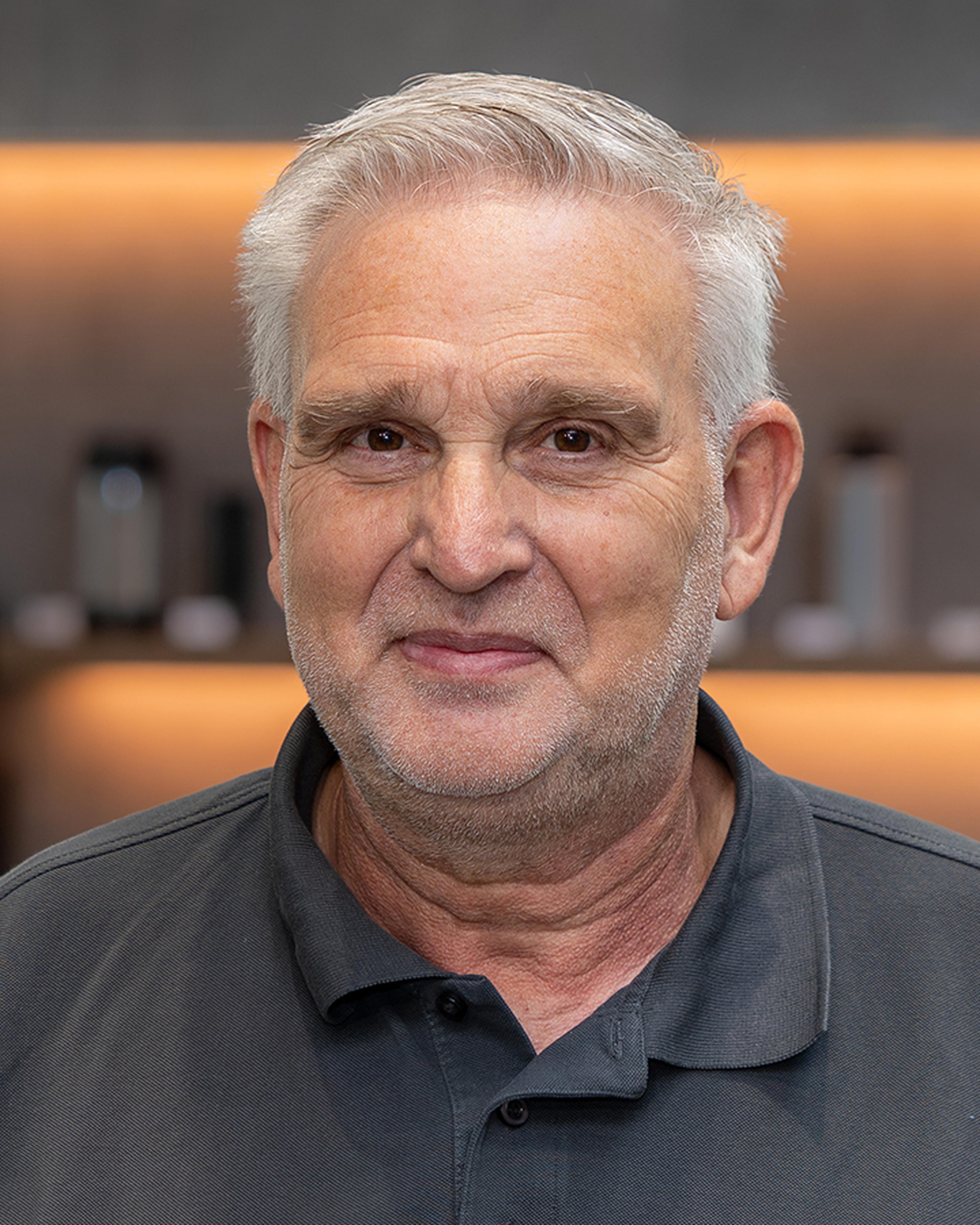Photo of Mario Rawe