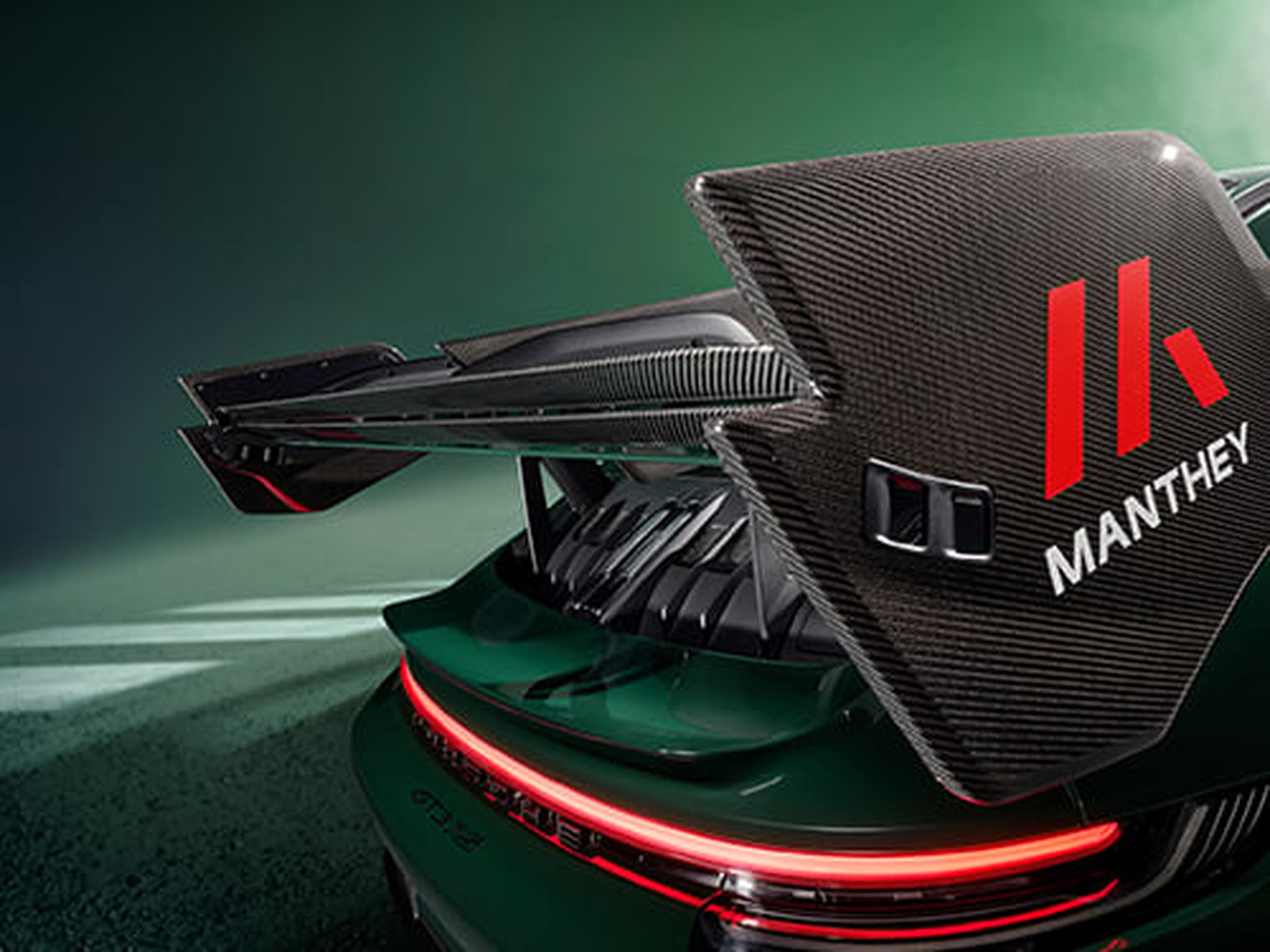 Spoiler eines Porsche Sportwagens.