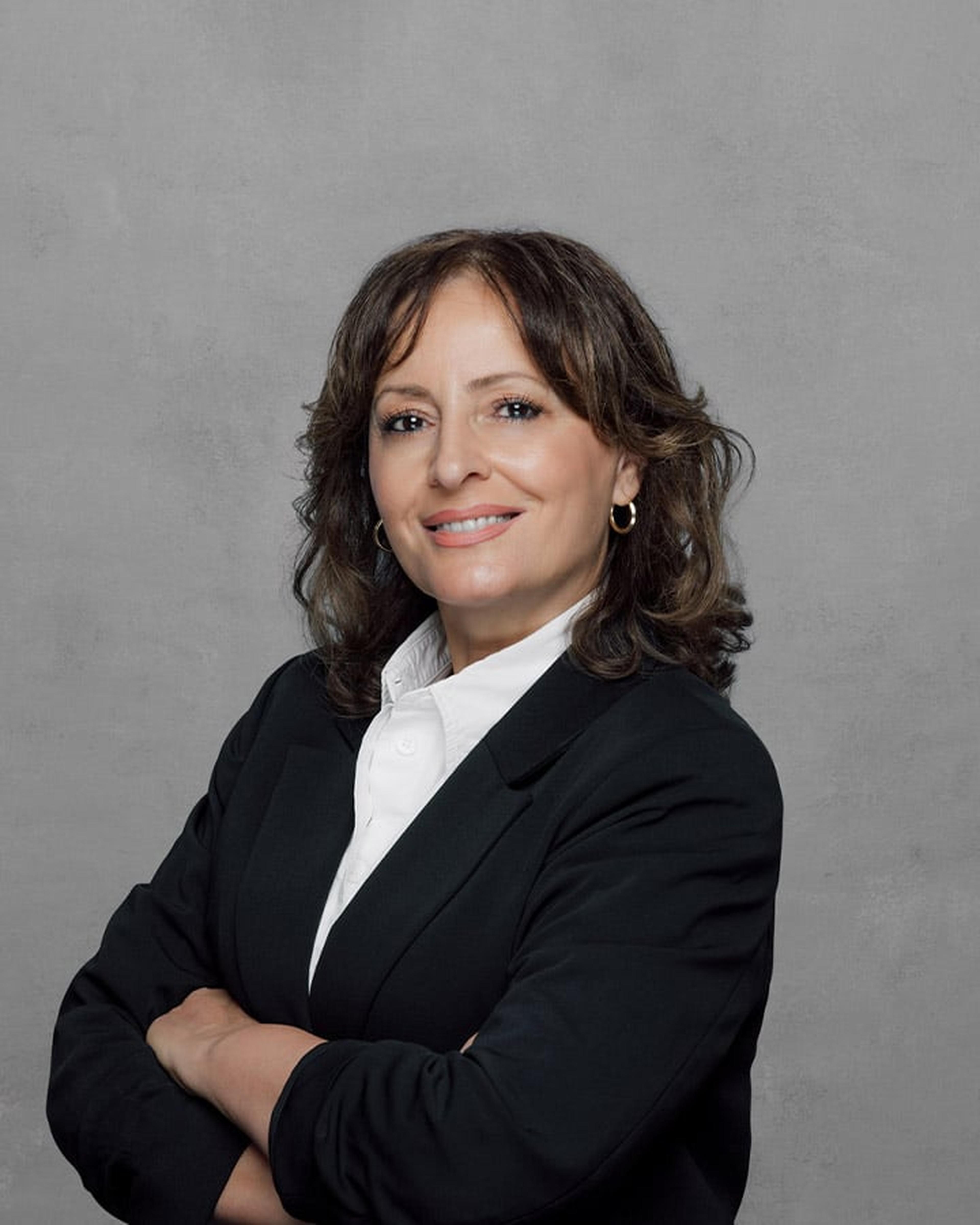 Fatma Mehdiyoun, Verkaufsberaterin Porsche Design Store