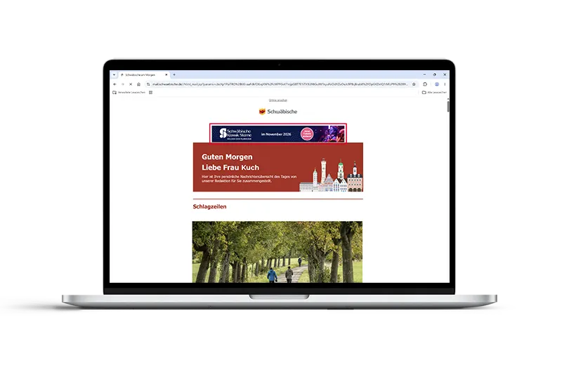 TopAd Werbefläche im schwäbische.de Newsletter auf einem Laptop mit persönlicher Ansprache und aktuellen Nachrichten aus Deutschland und der Region.