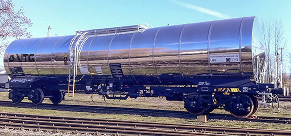 Chemie-Kesselwagen (Edelstahl)