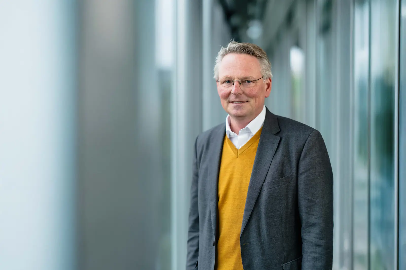 Dr Martin Neese