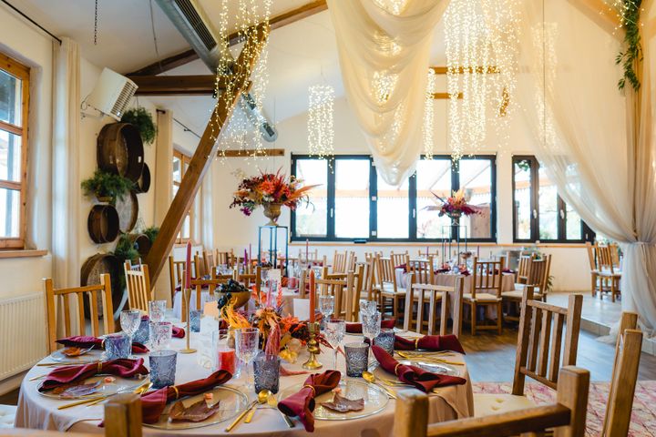 Festsaal im Weingut Holler