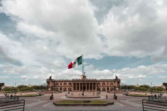'London to Mexico: Volaris Low-Cost Carrier (CCO) Case Study'