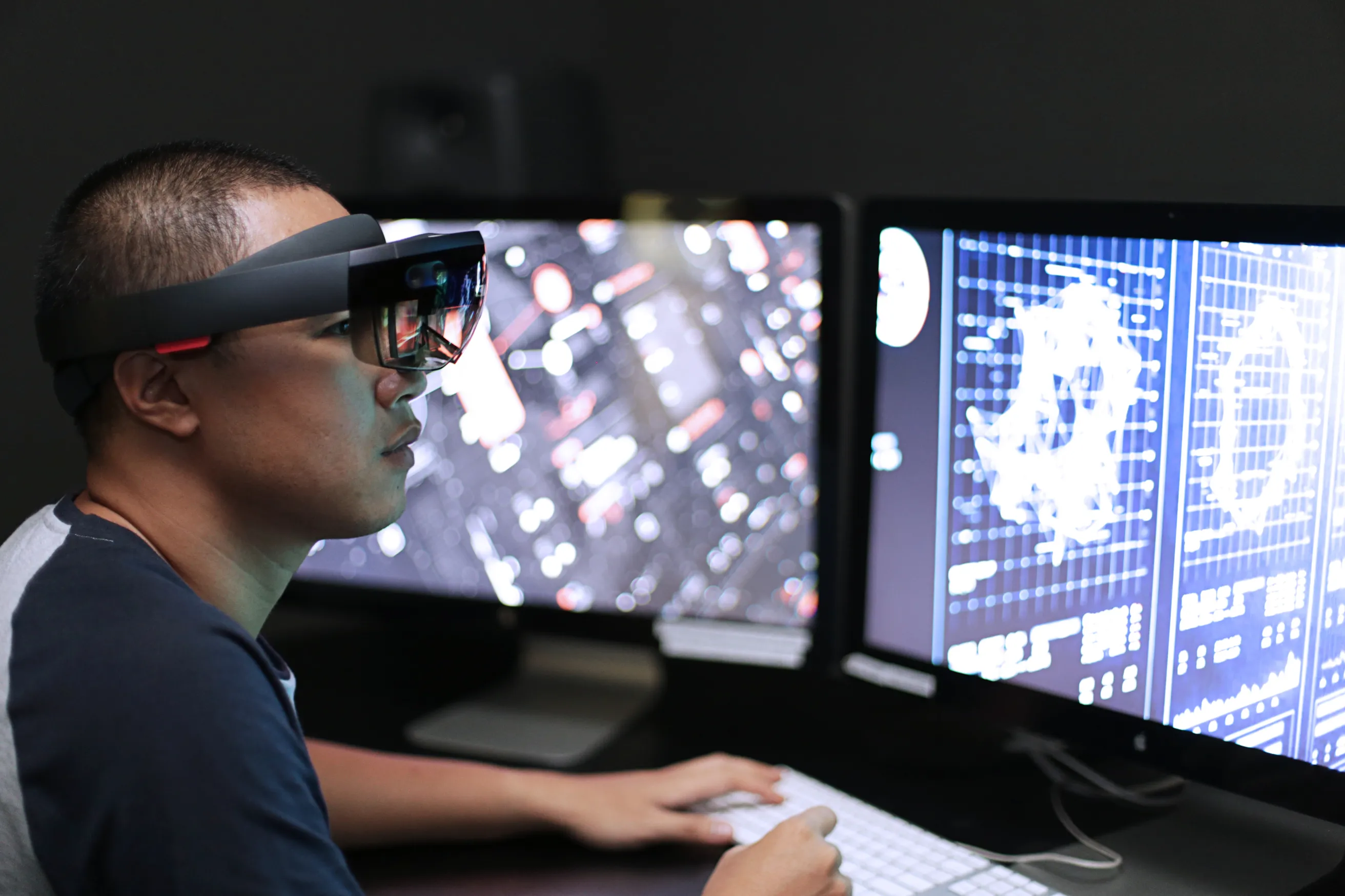 Revolutionizing Pilot Training with Cutting-Edge VR Technology
