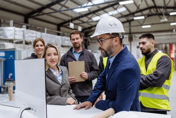Logistics CEO Success: Key Attributes for Transport & Logistics Leaders